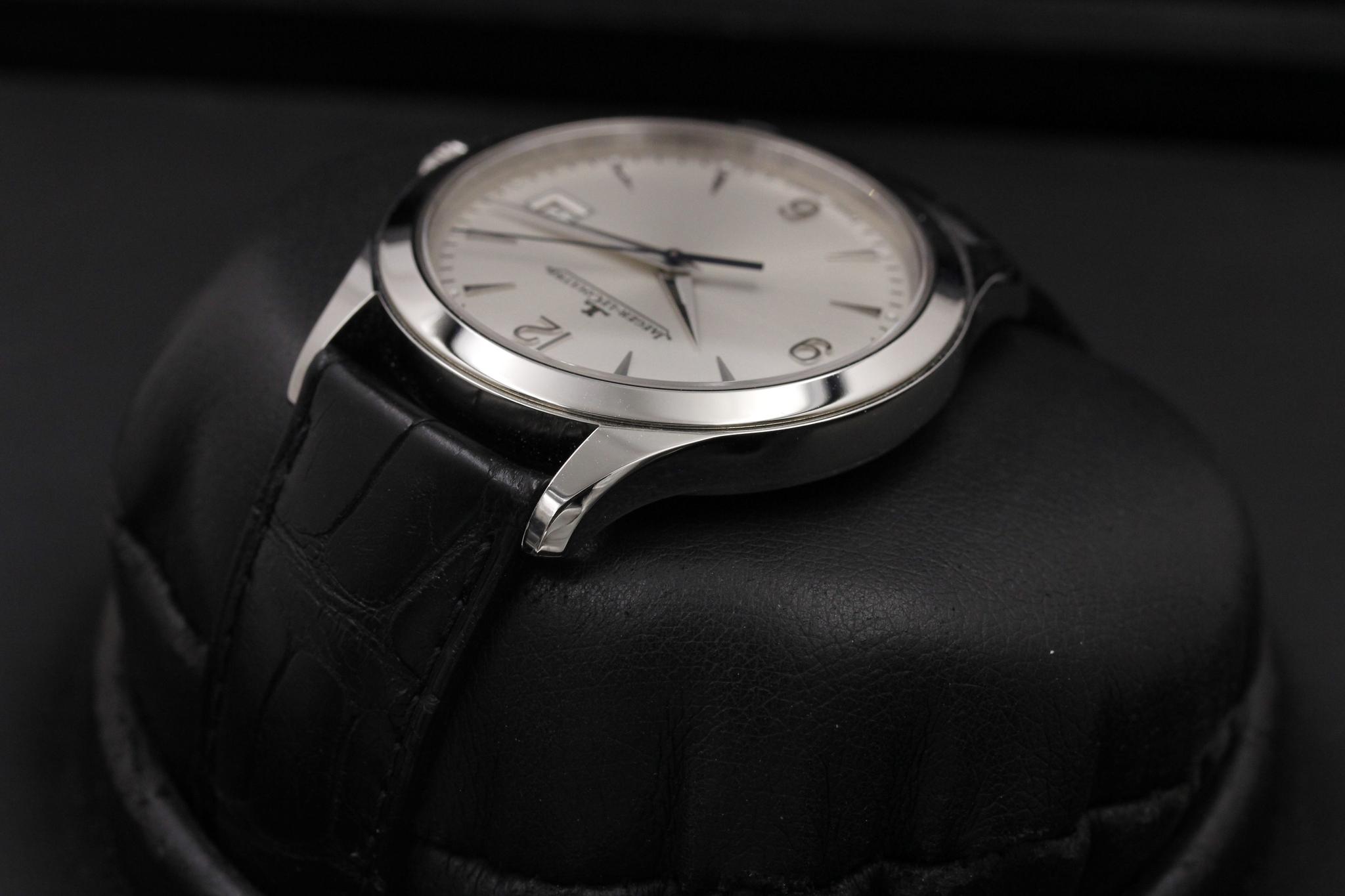 Watch Image 5