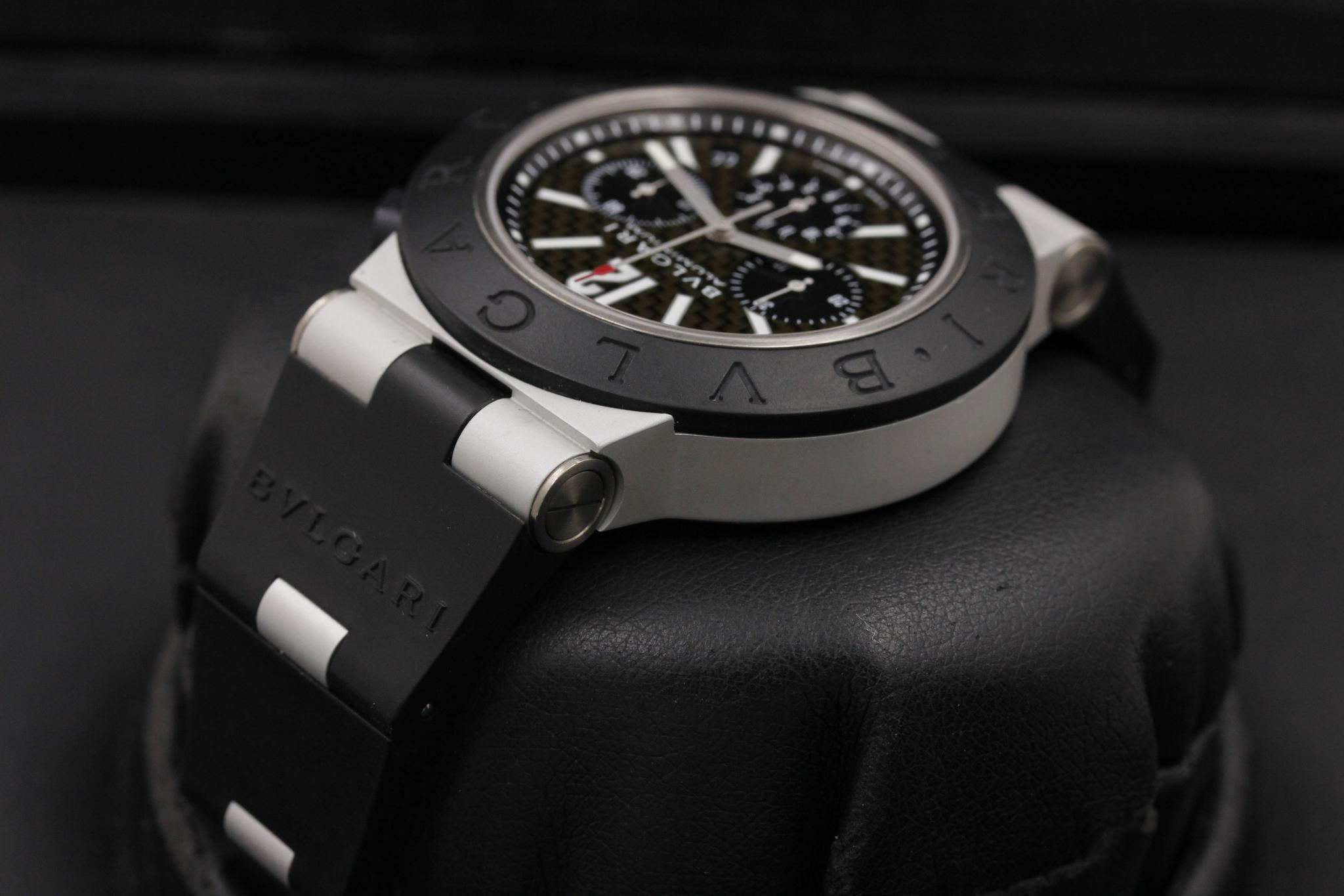 Watch Image 5