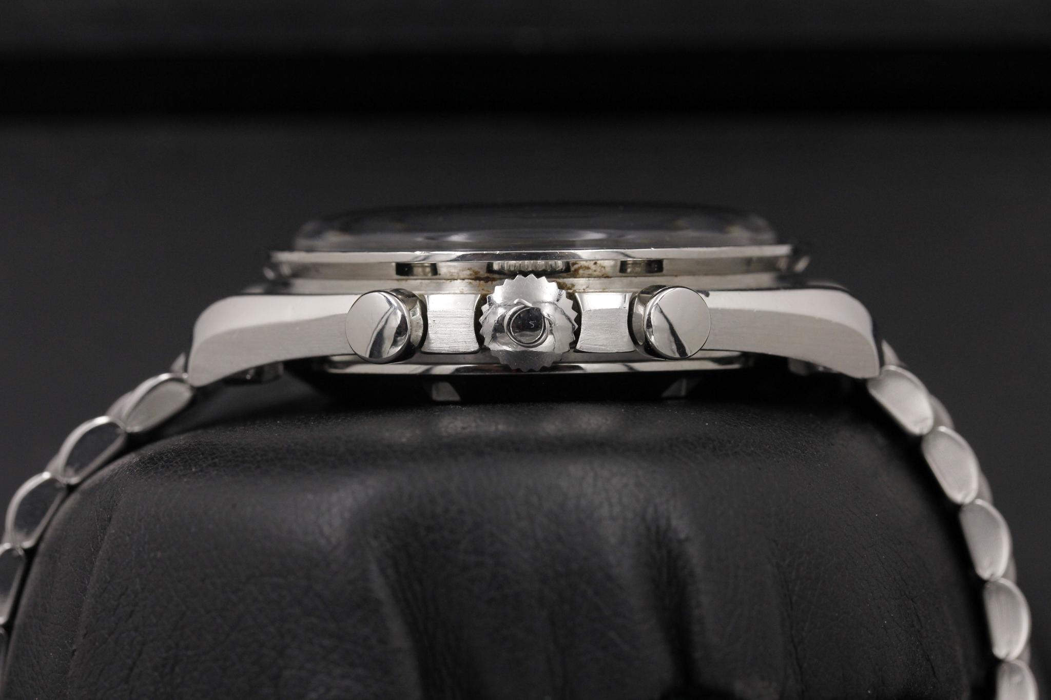 Watch Image 3