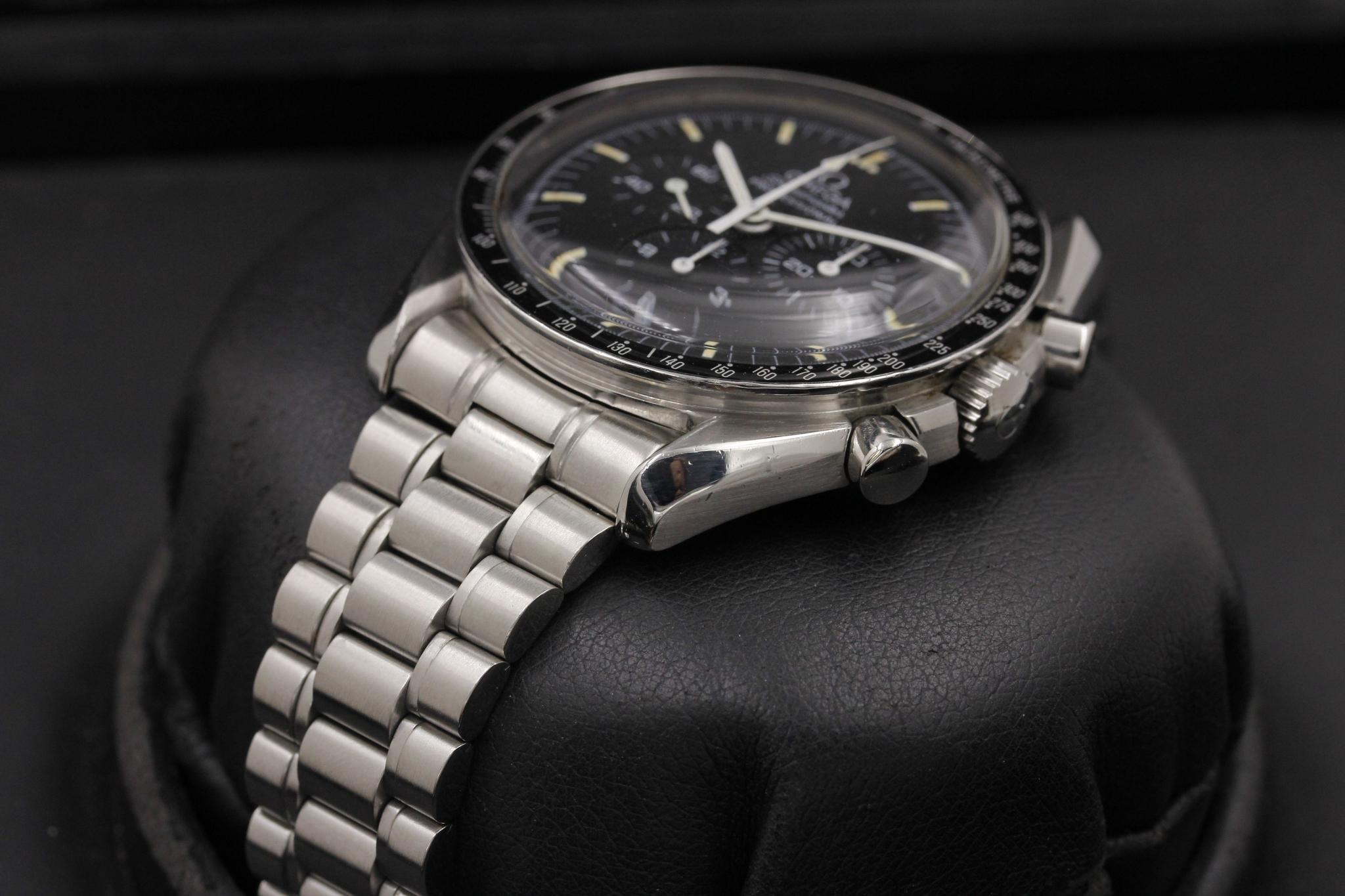 Watch Image 2