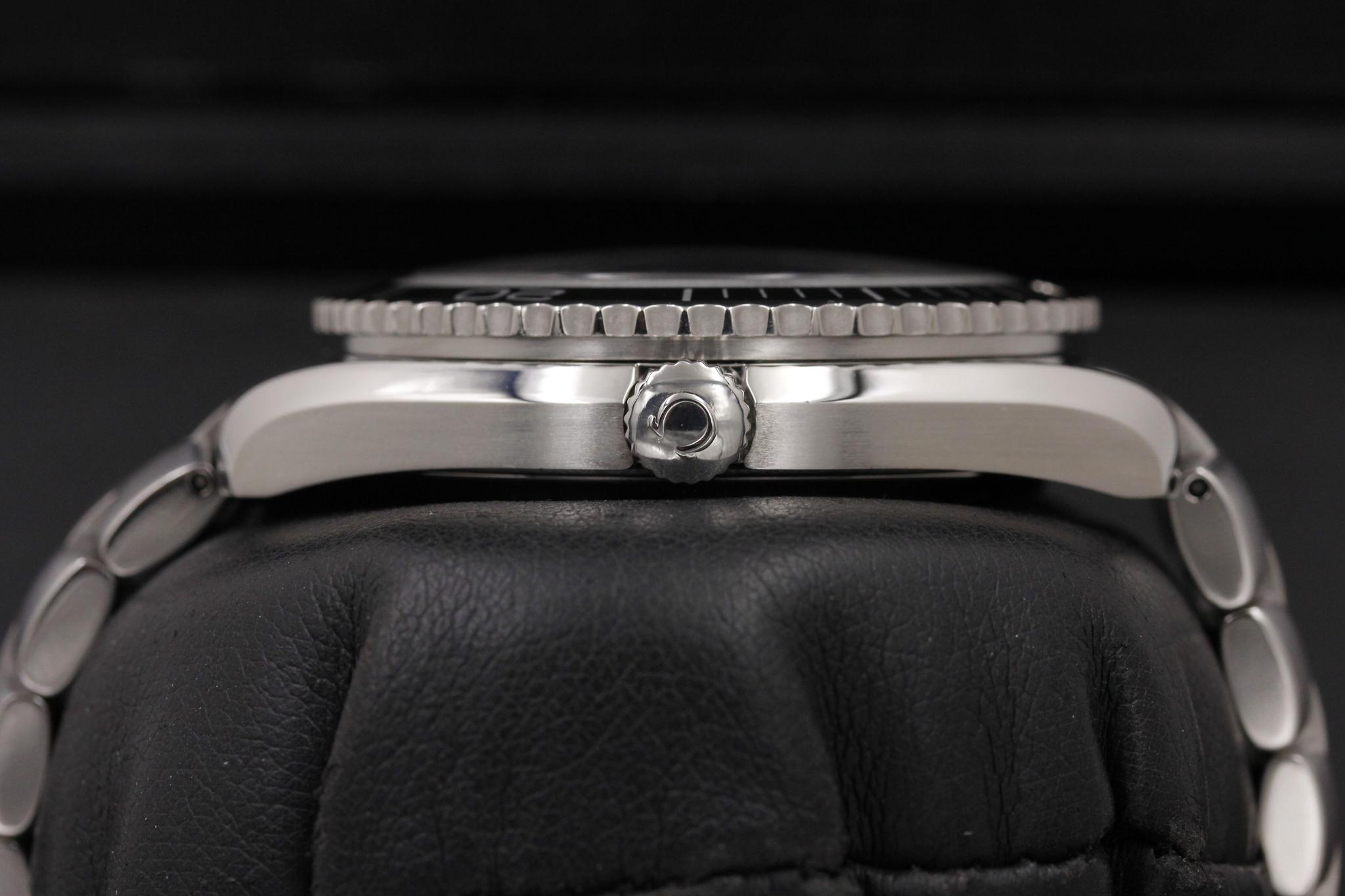 Watch Image 3