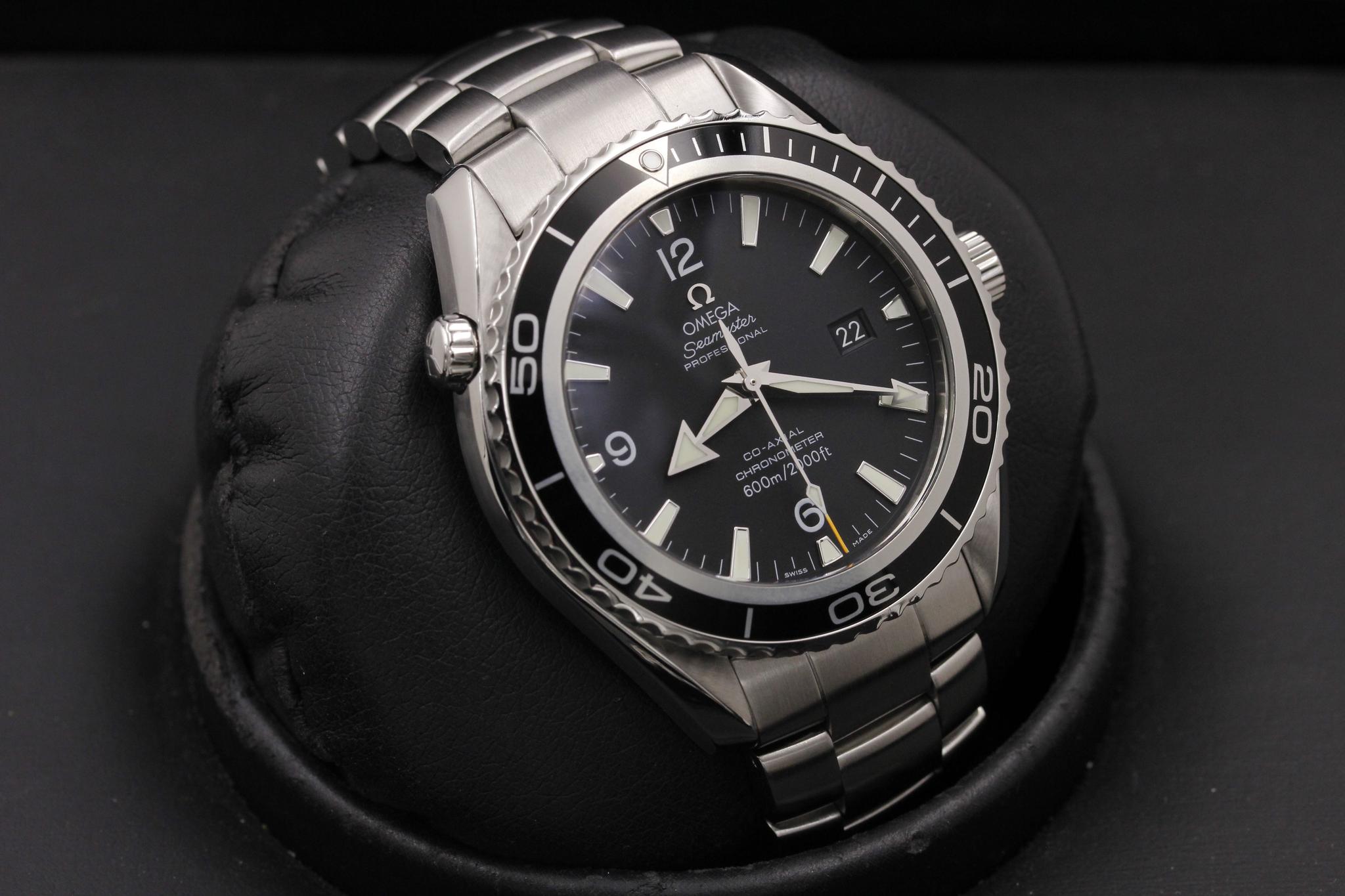 Watch Image 10