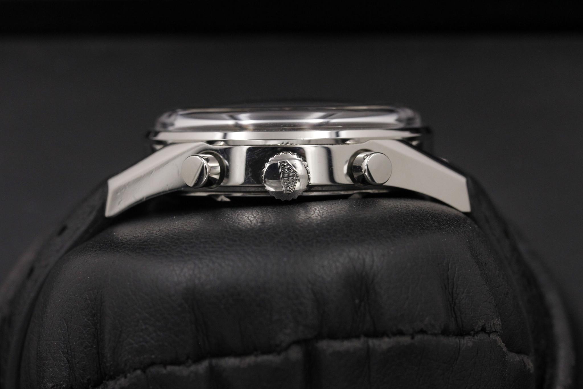Watch Image 3