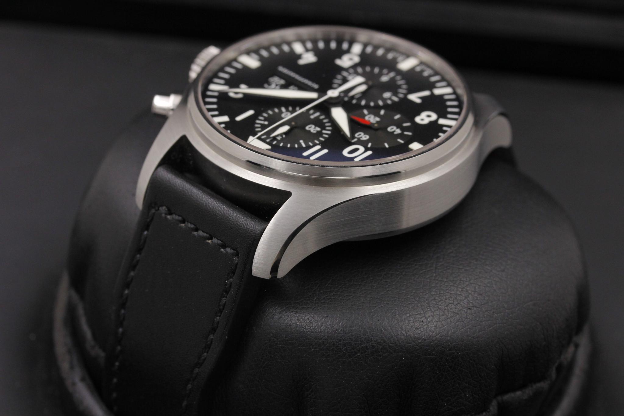 Watch Image 5