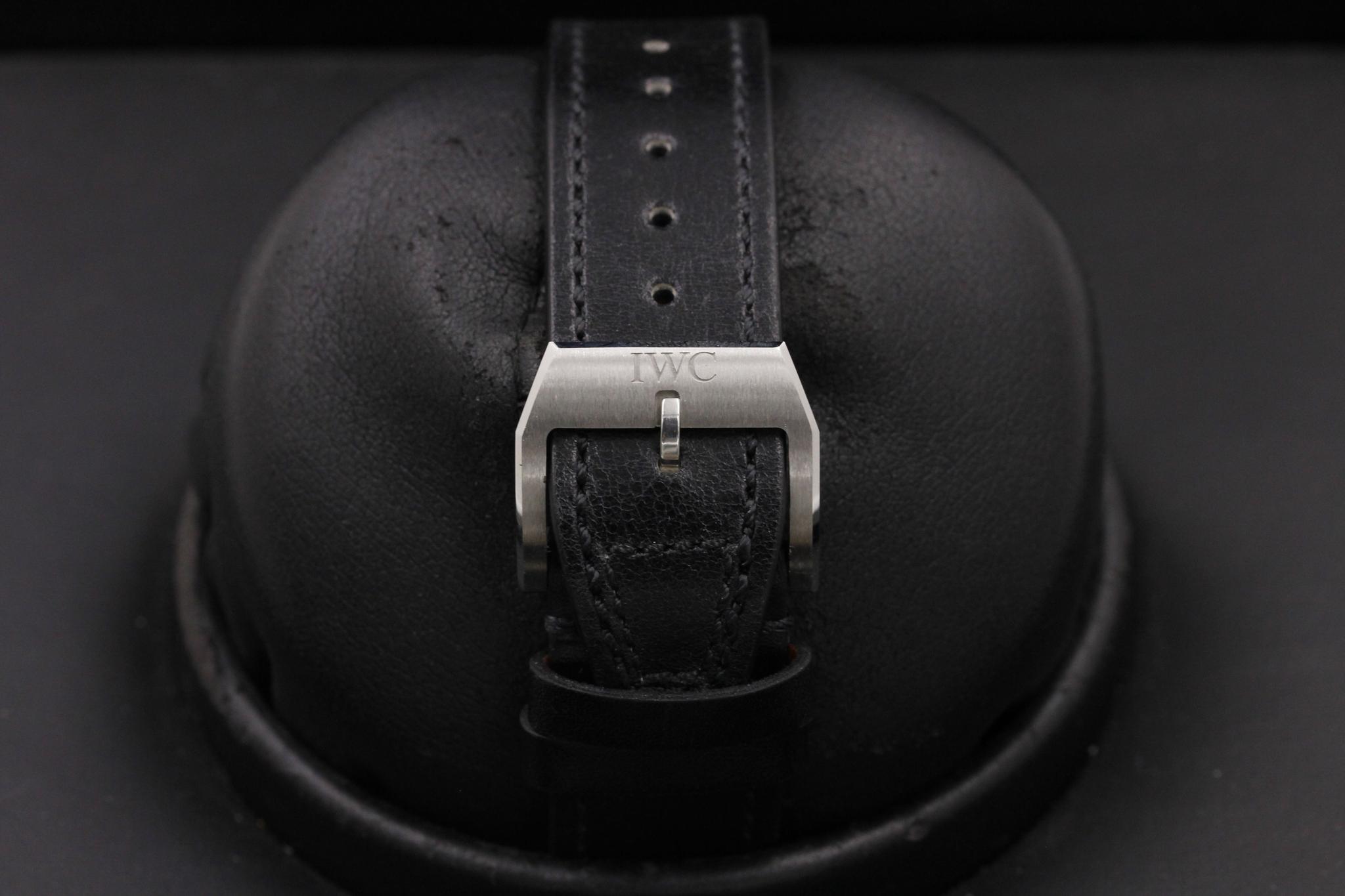 Watch Image 8
