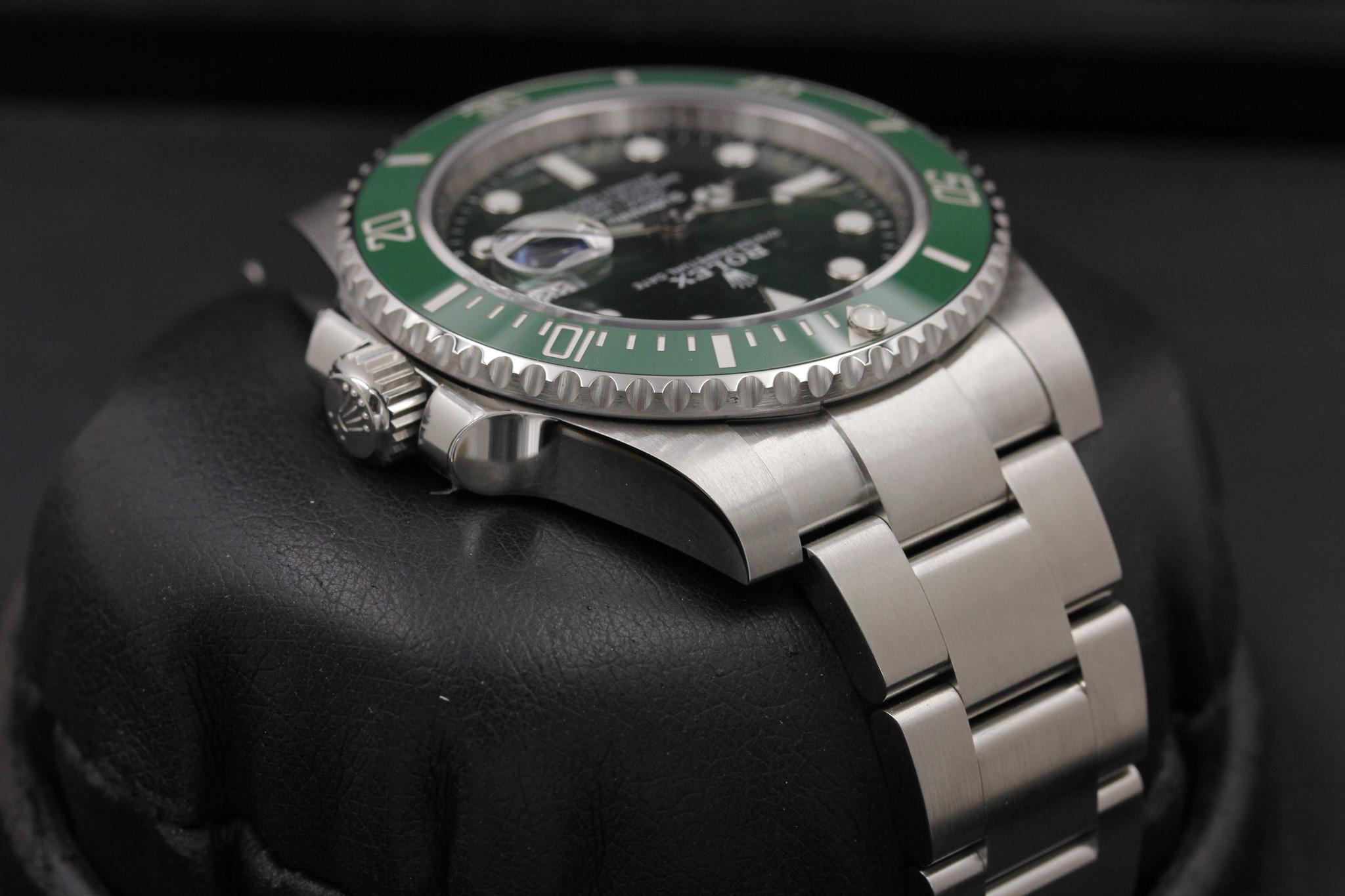Watch Image 4