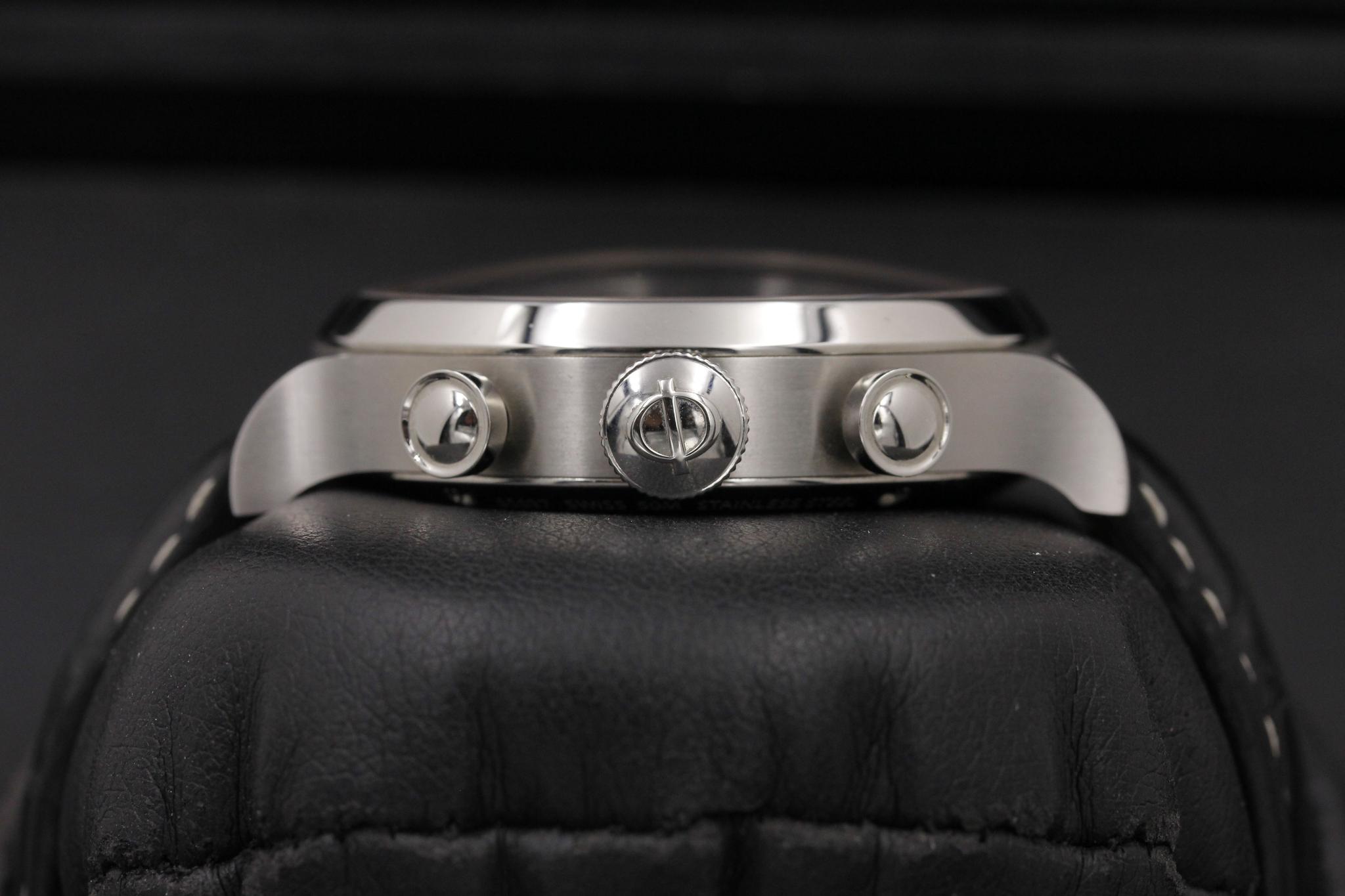 Watch Image 3
