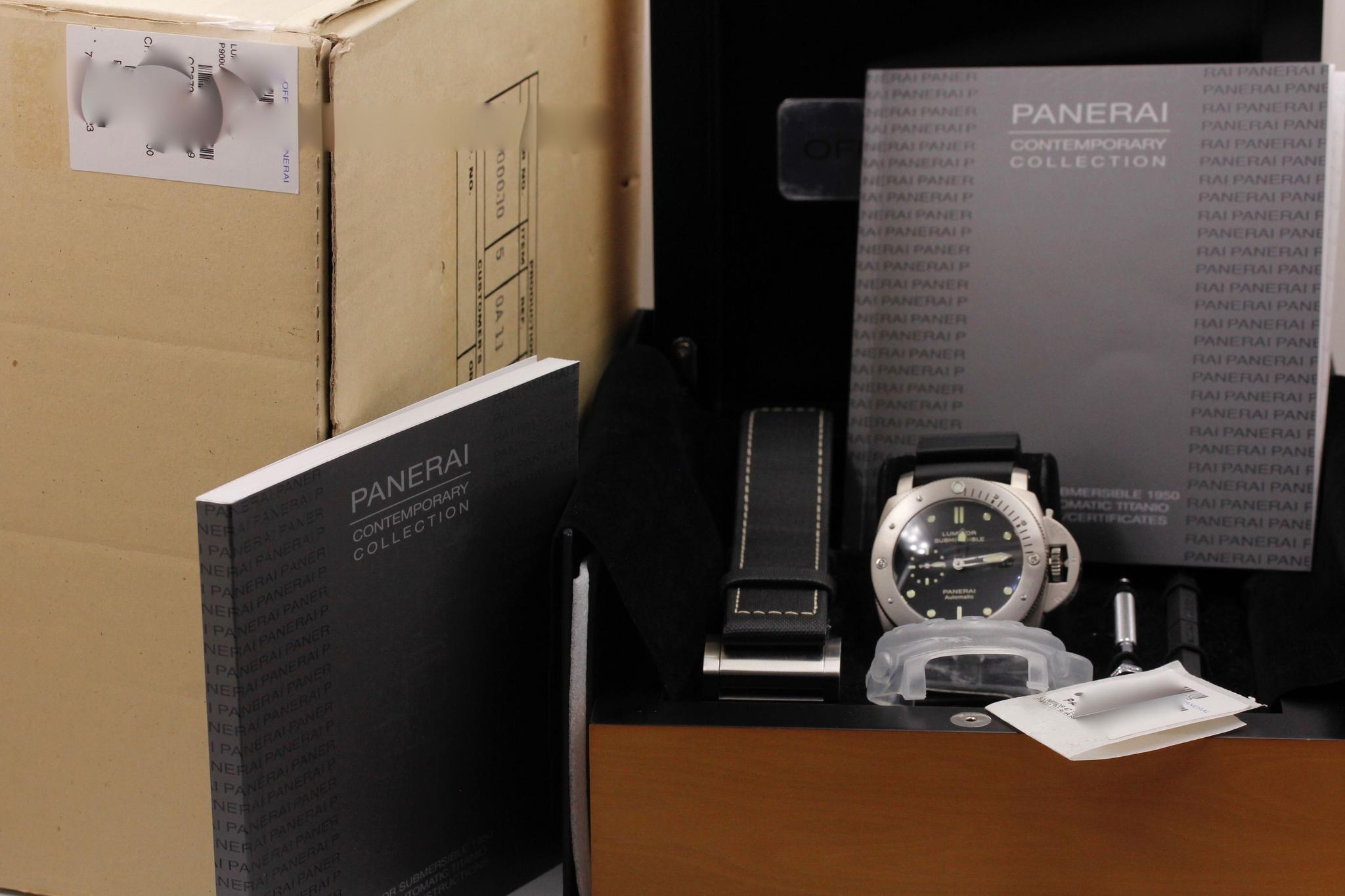 Watch Image 12