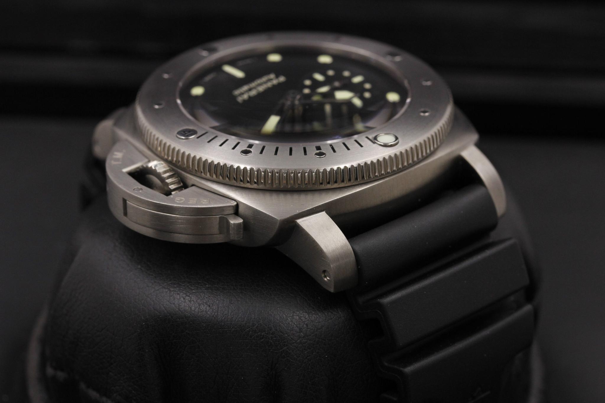 Watch Image 4
