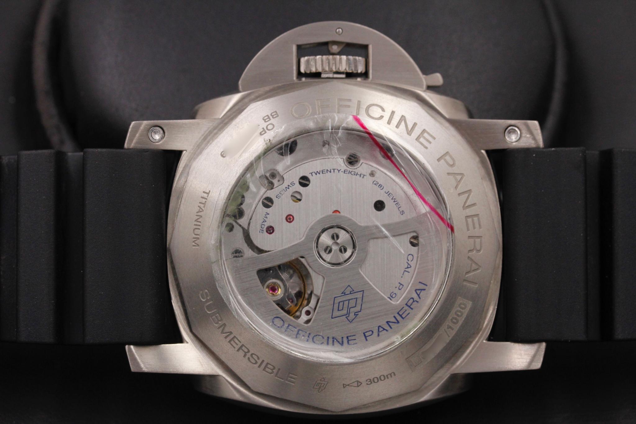 Watch Image 7