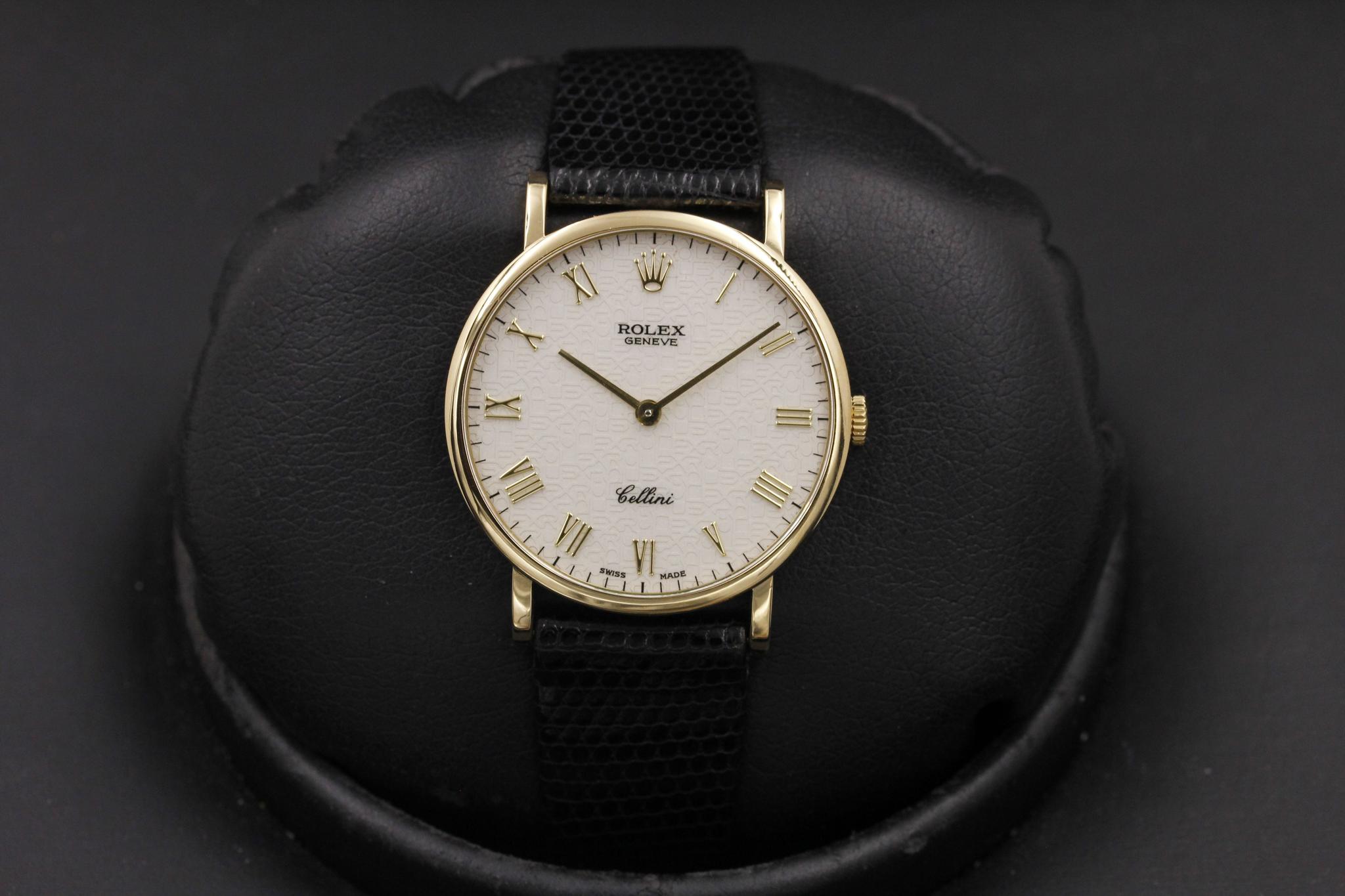 Watch Image 1