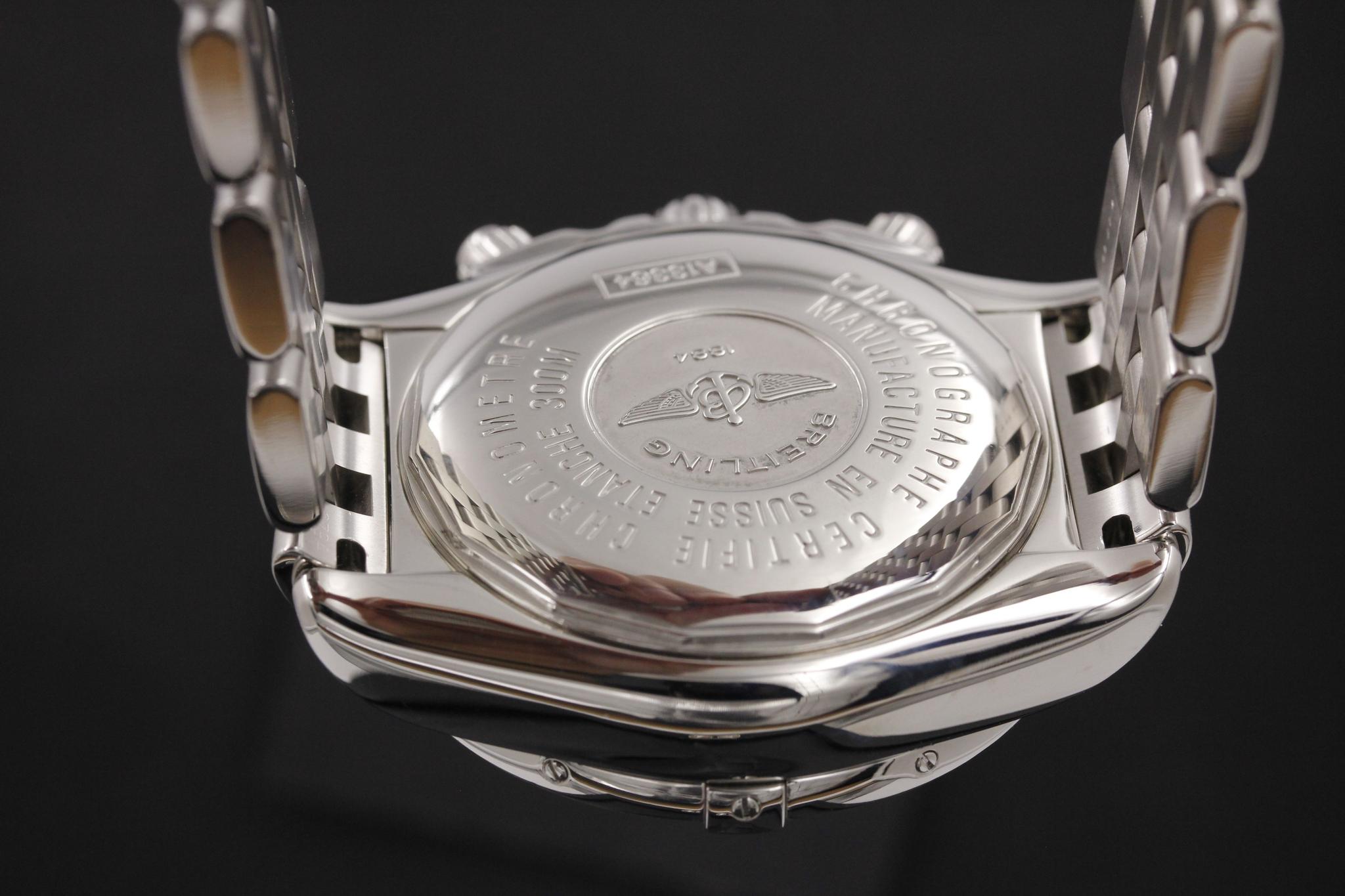 Watch Image 7