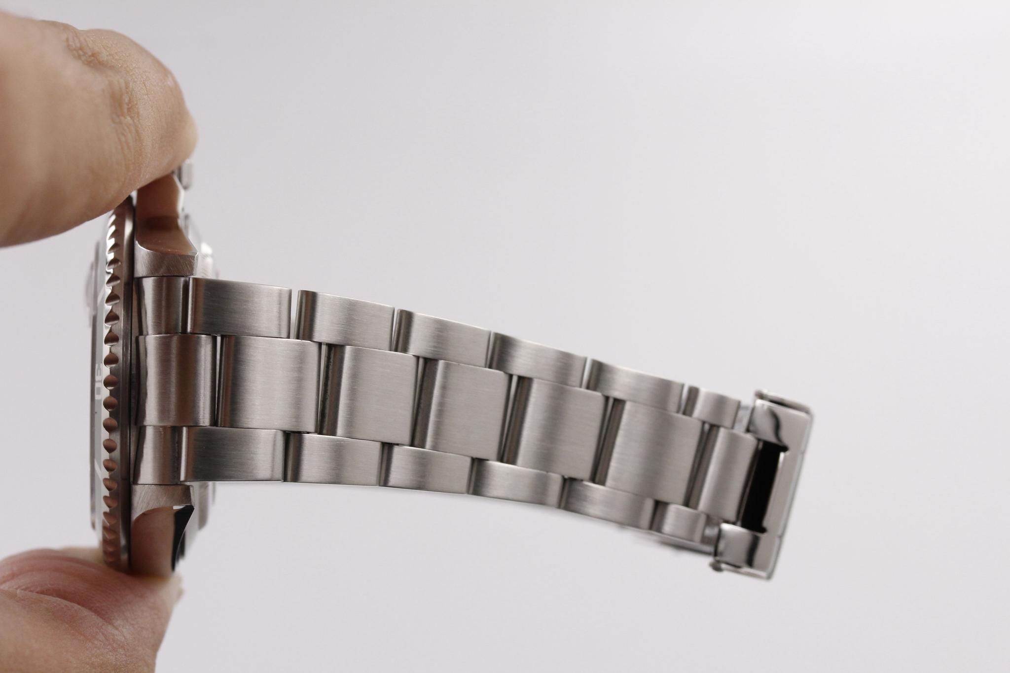 Watch Image 9