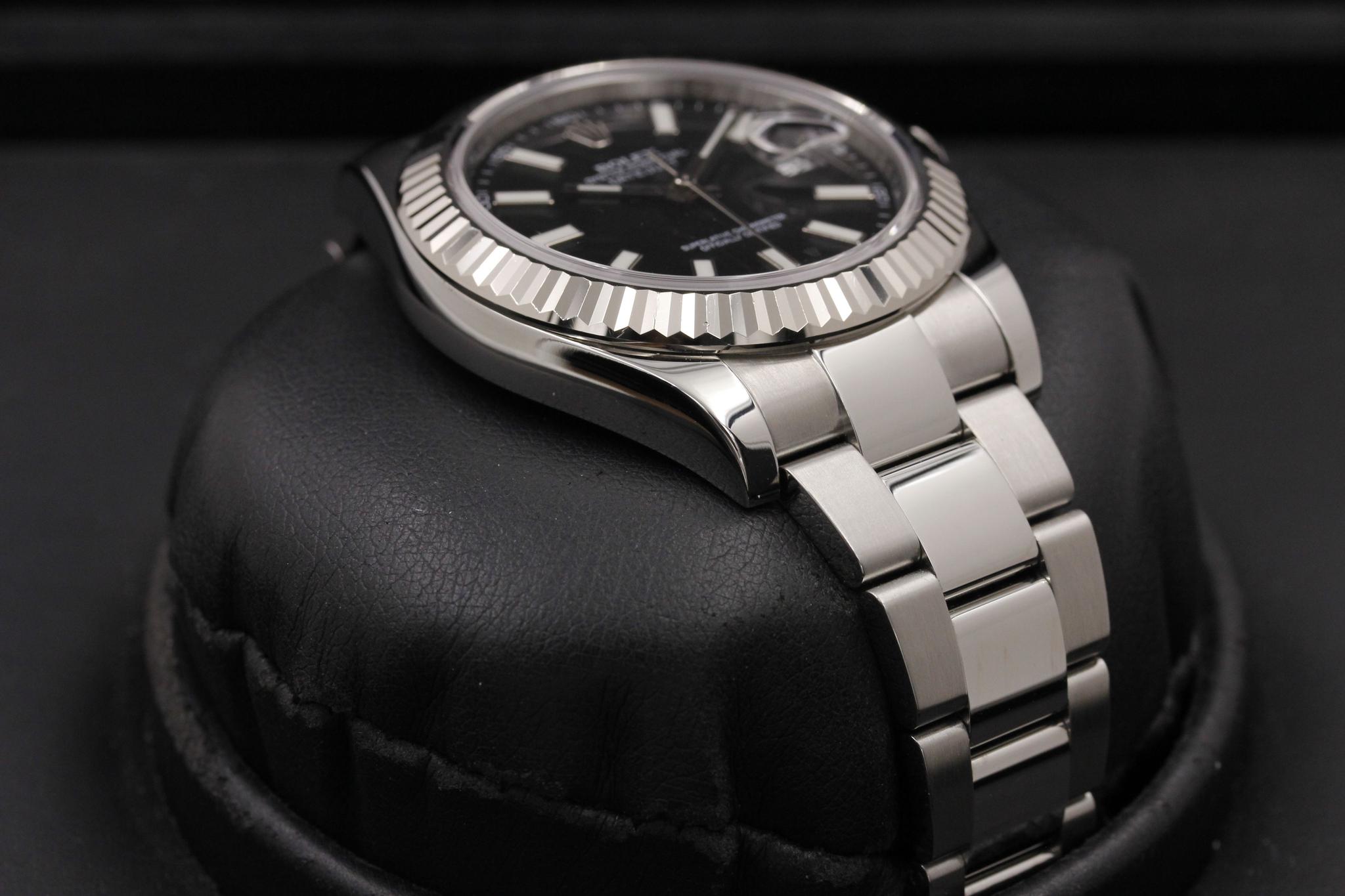 Watch Image 6