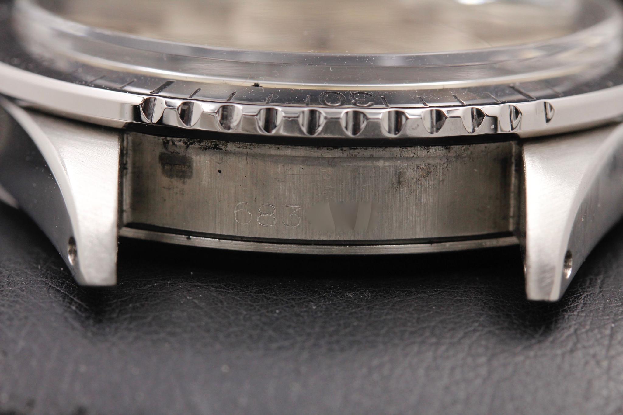 Watch Image 11