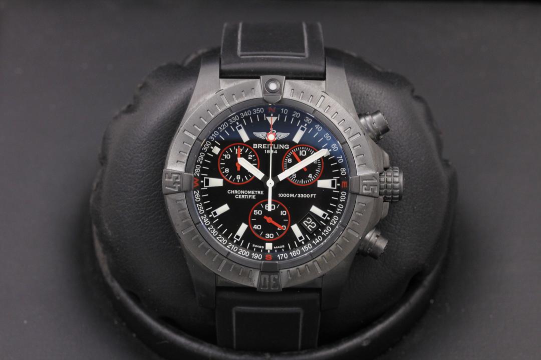 Breitling Avenger Seawolf M7339010
