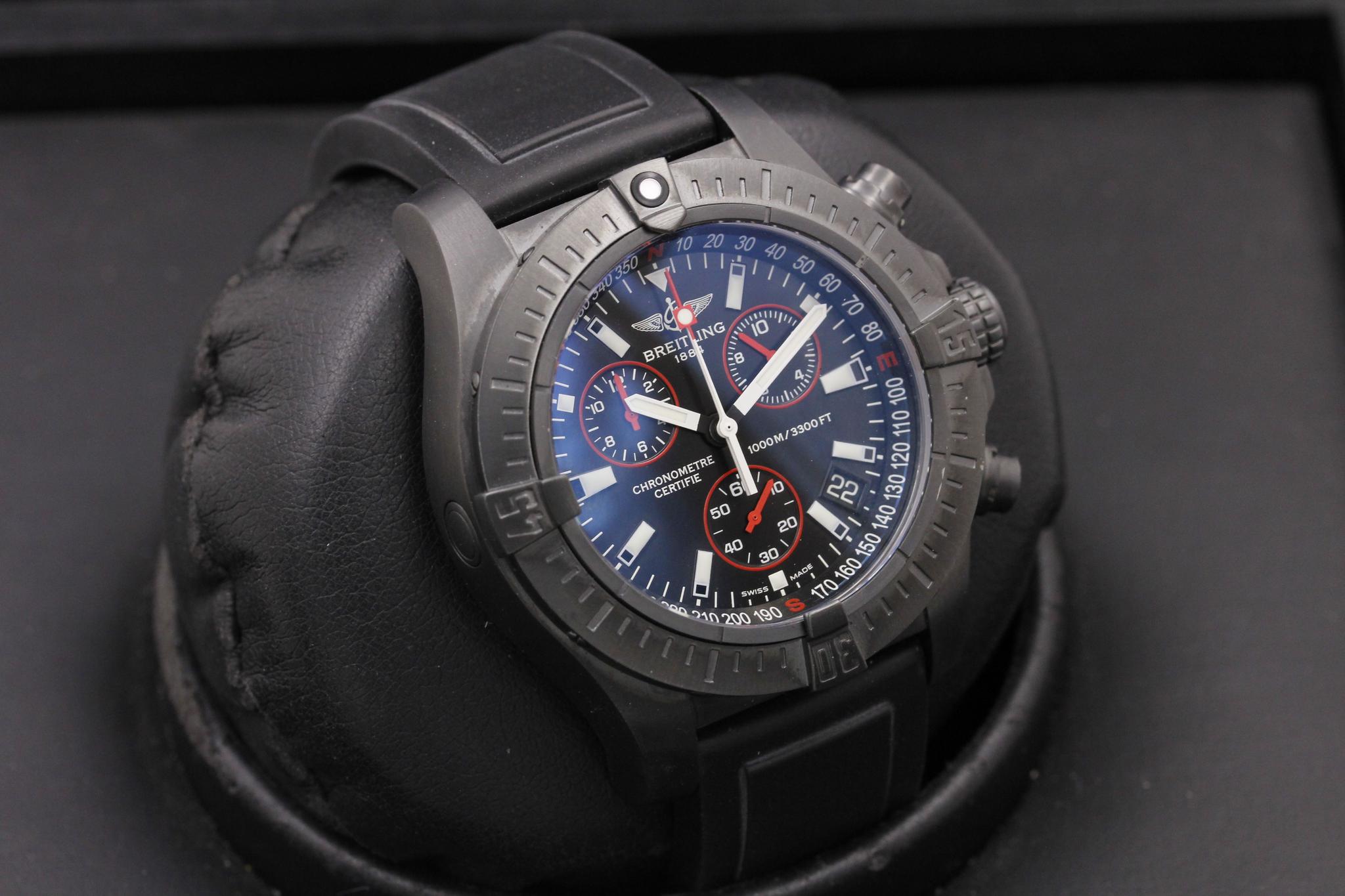 Watch Image 10