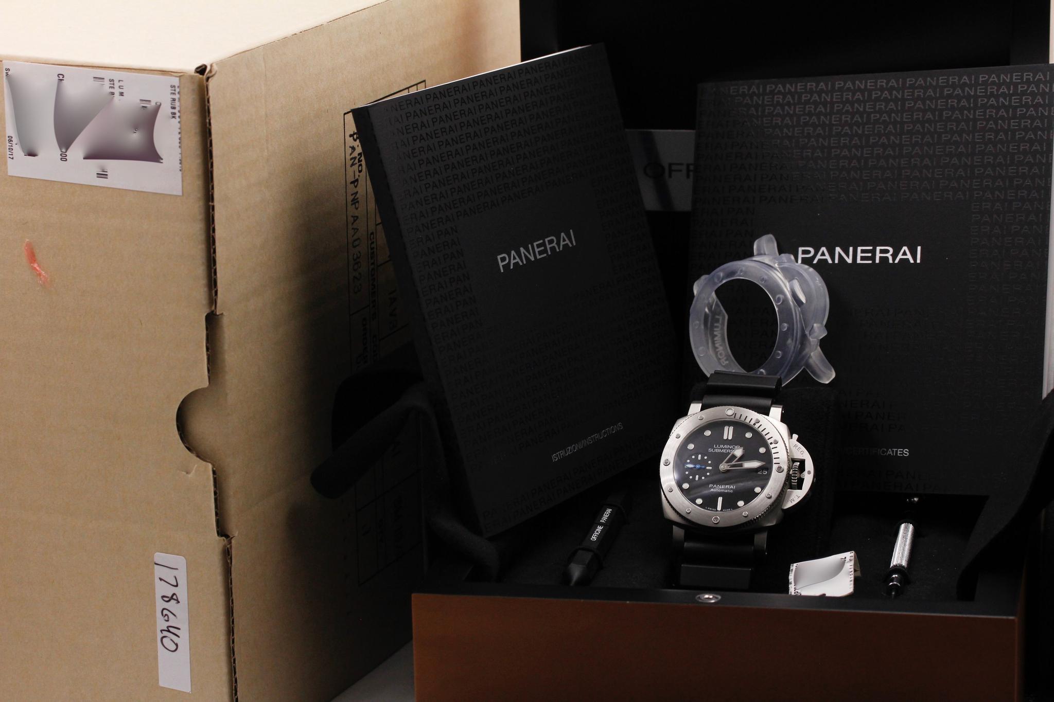 Watch Image 12