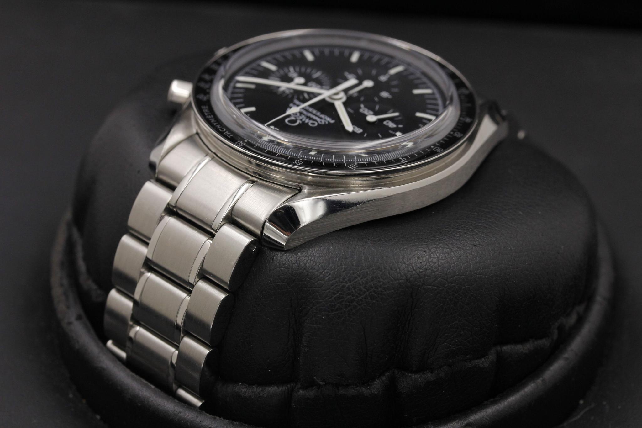 Watch Image 6