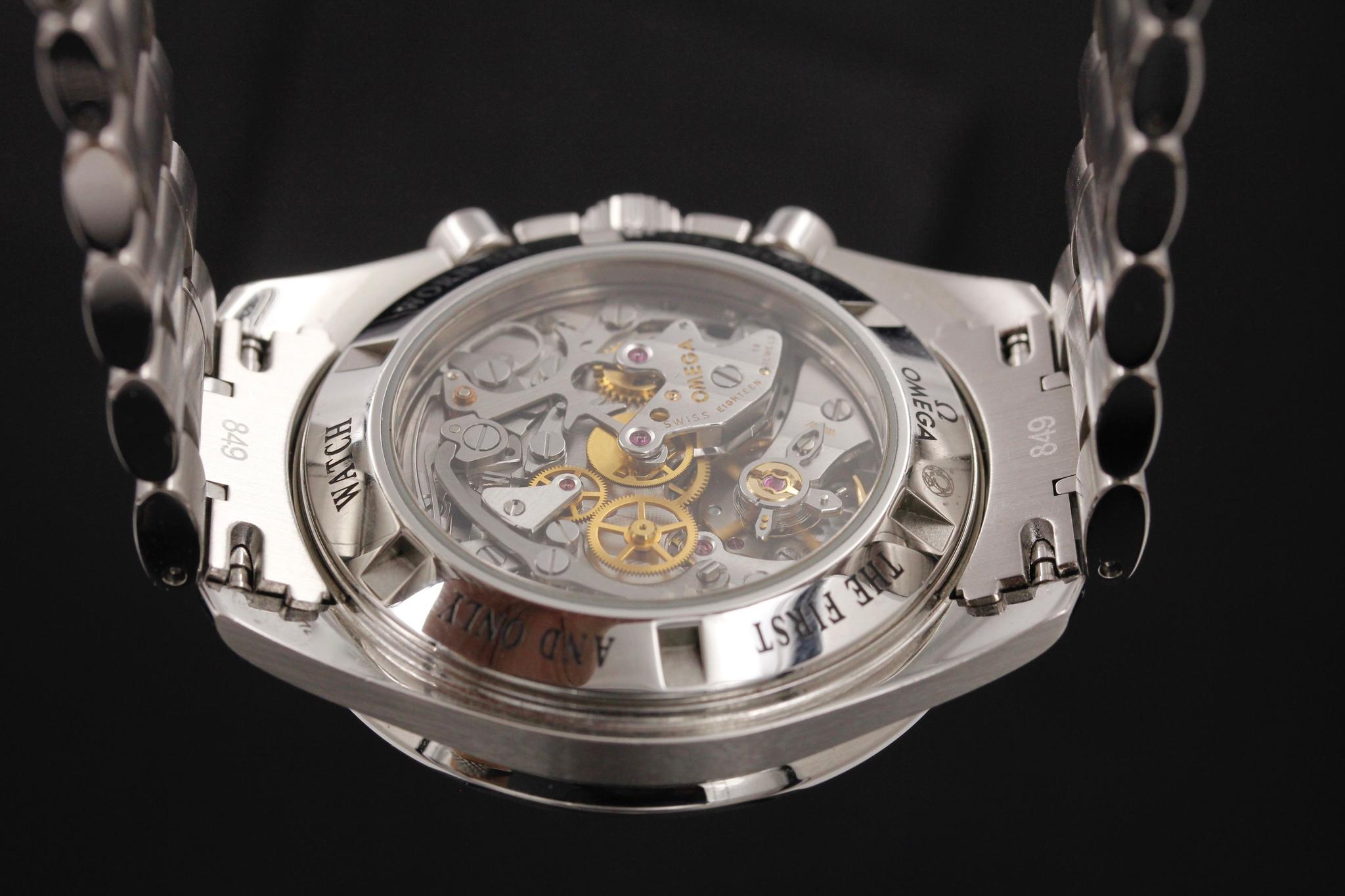 Watch Image 7