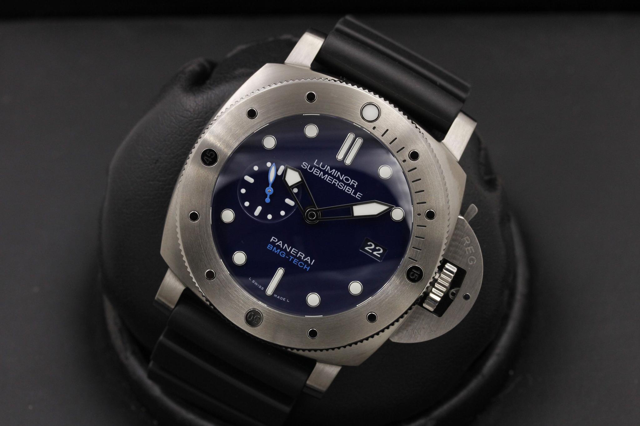 Watch Image 10
