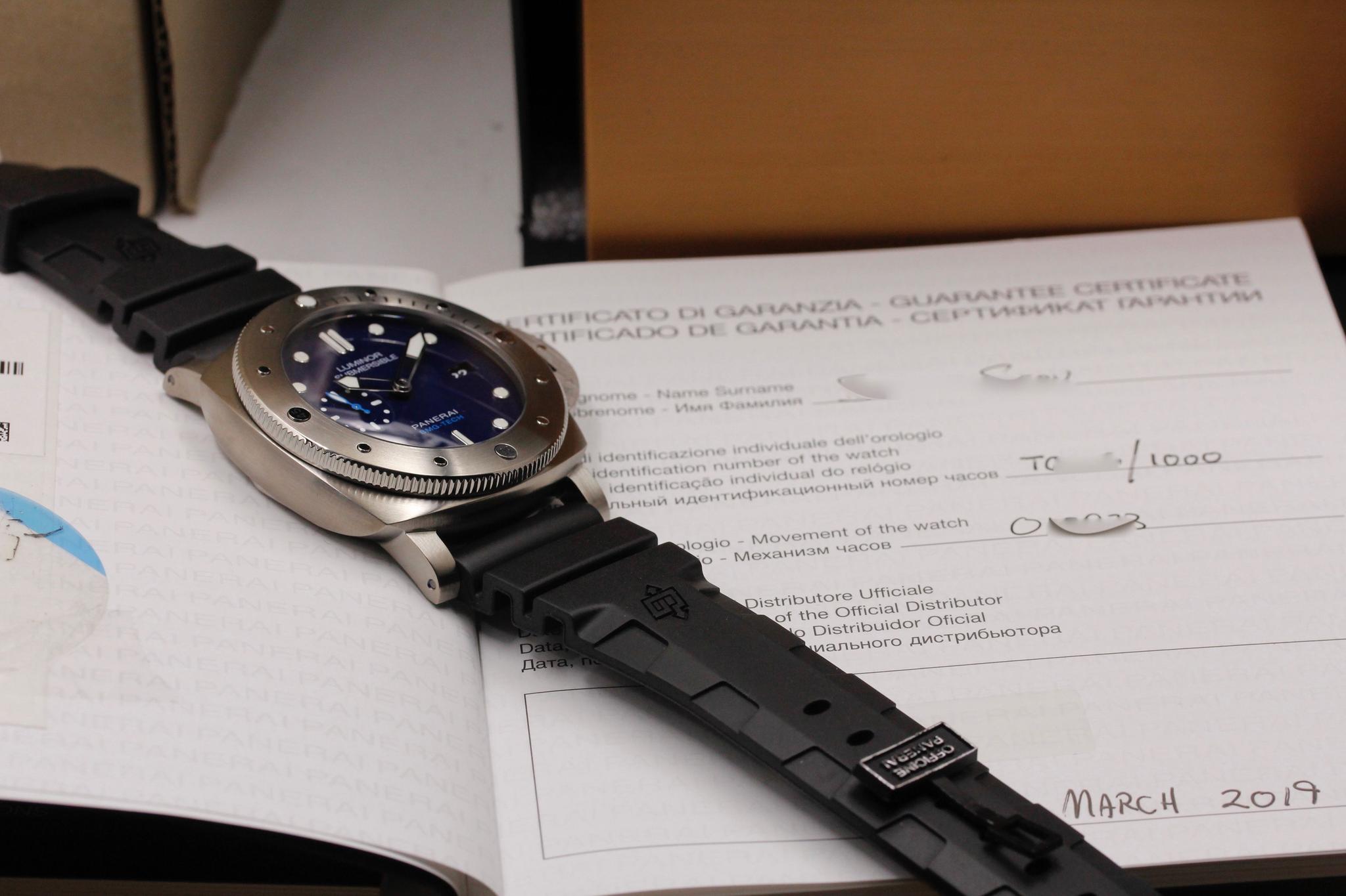 Watch Image 11