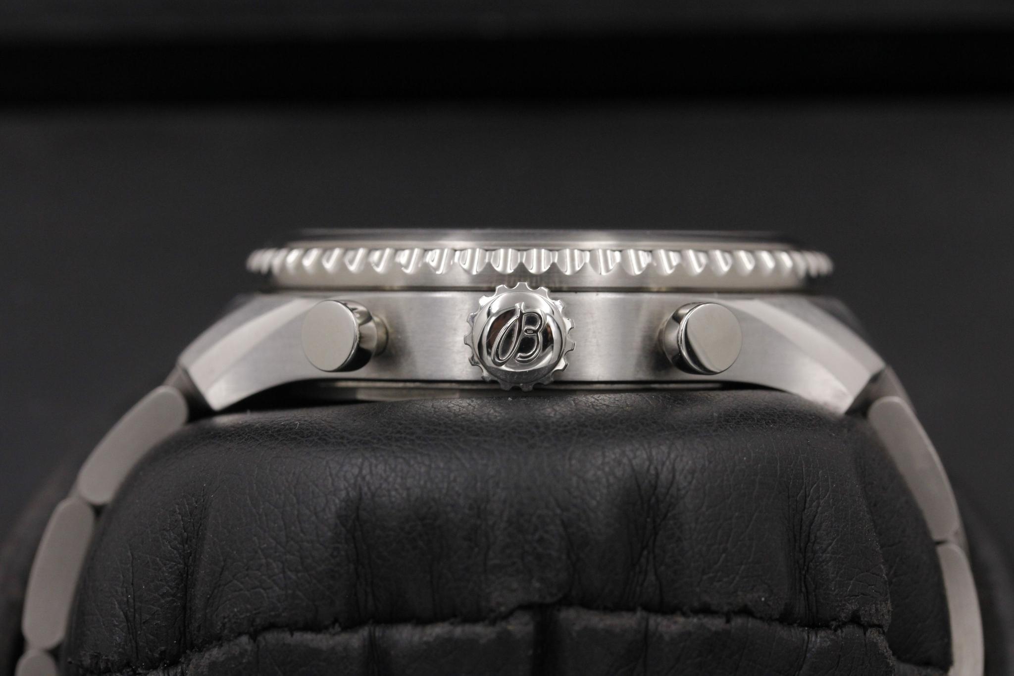 Watch Image 3