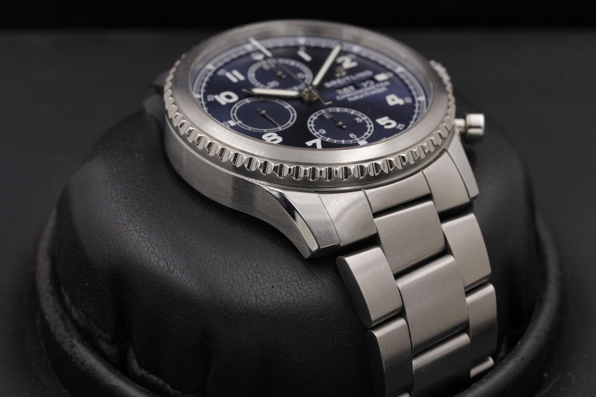 Watch Image 6