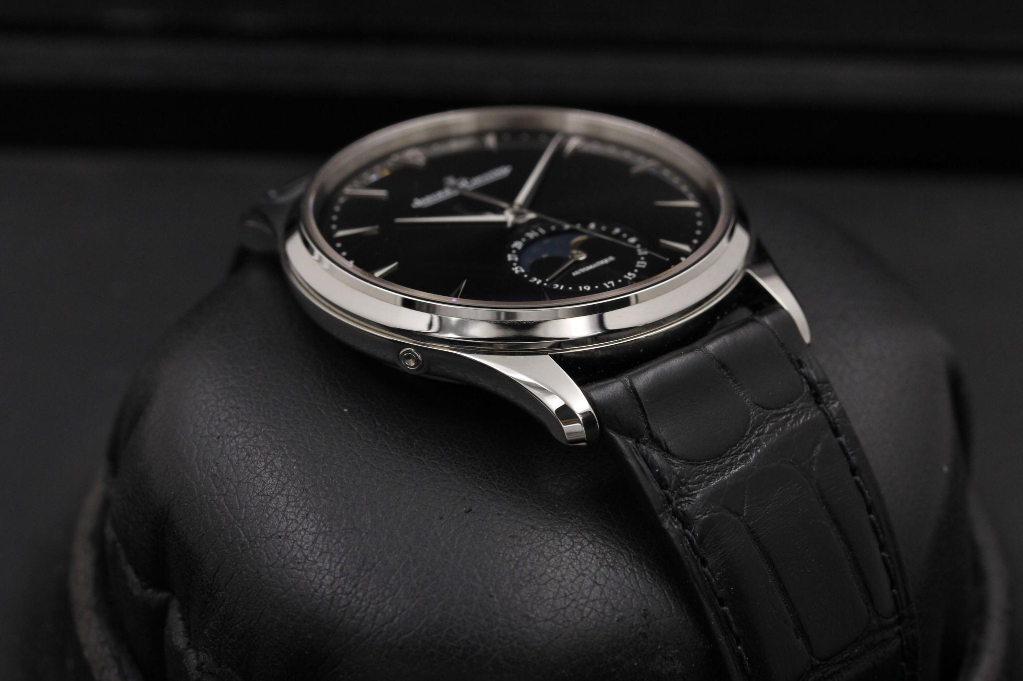 Watch Image 6