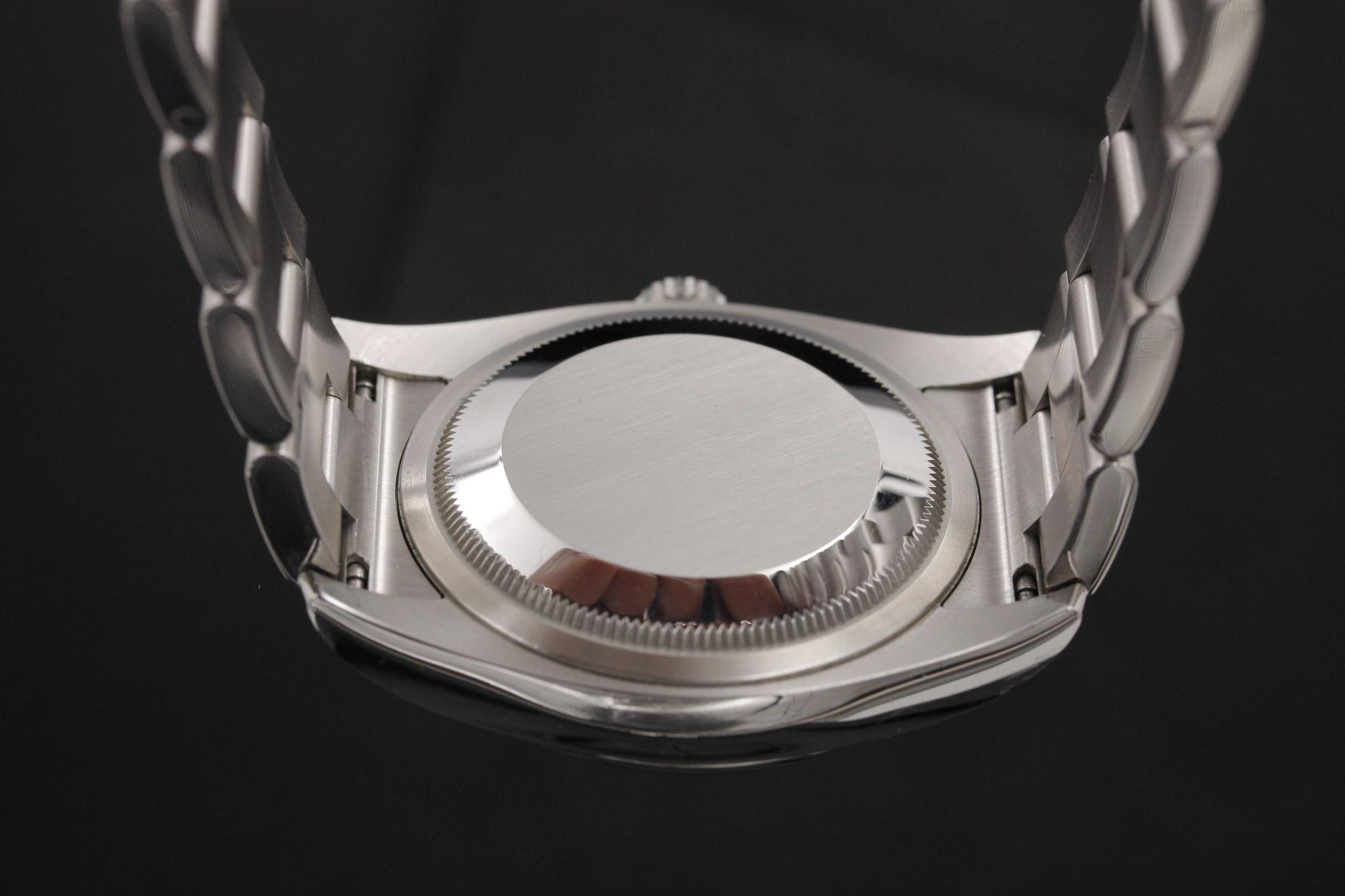 Watch Image 7