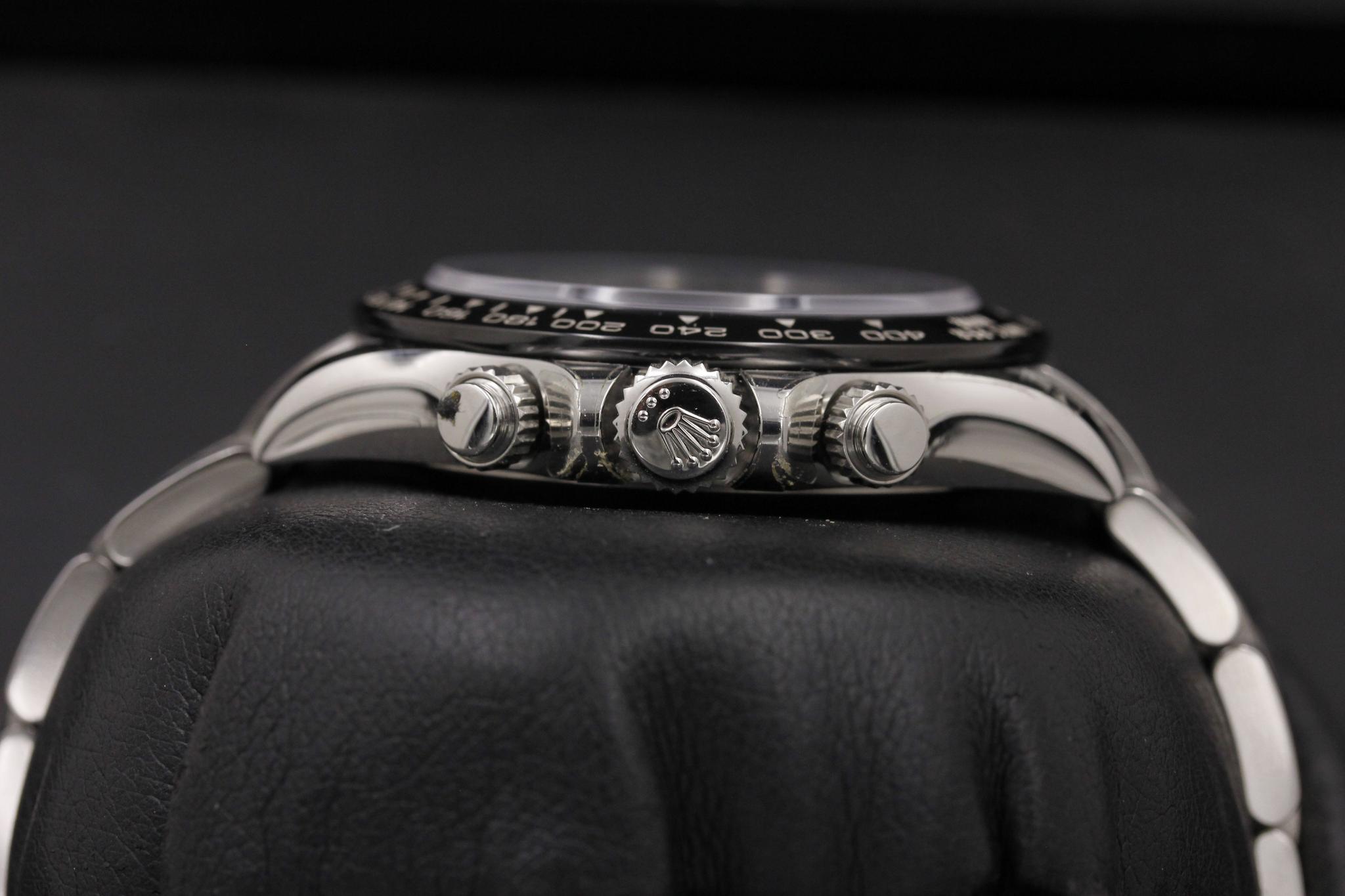 Watch Image 3