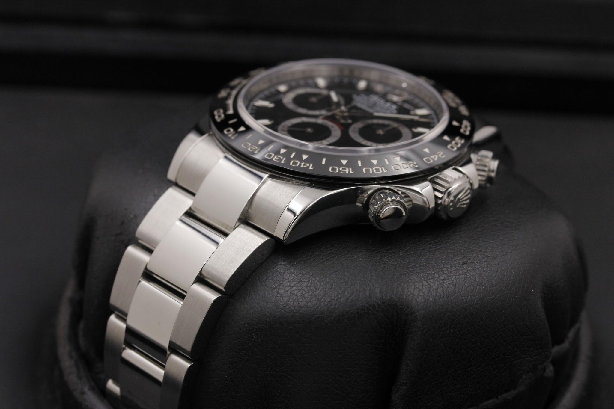 Watch Image 2