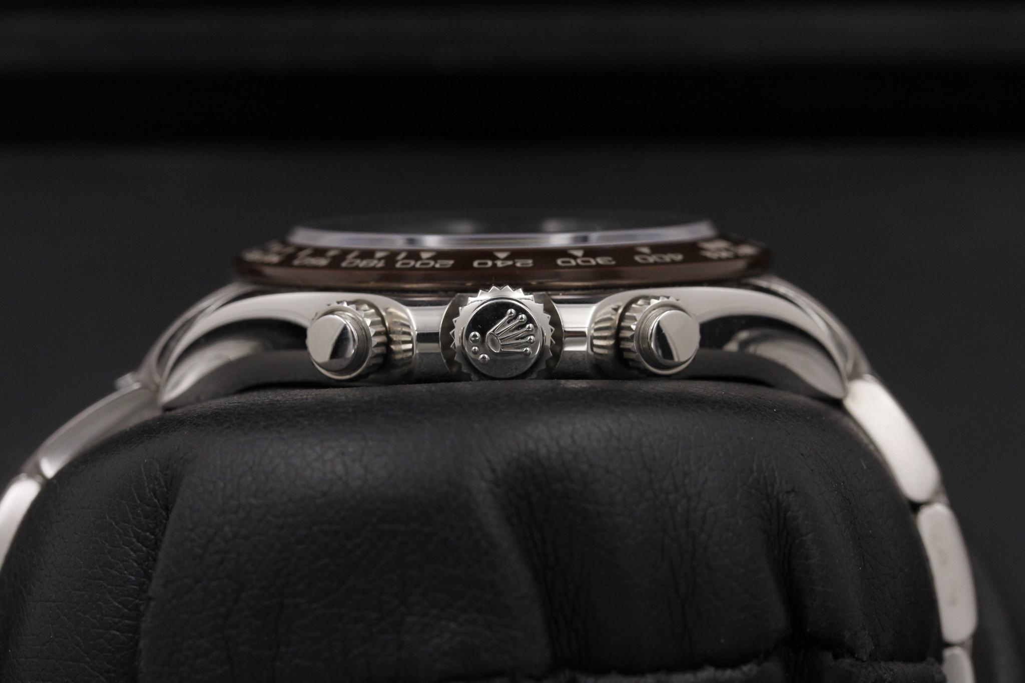 Watch Image 3