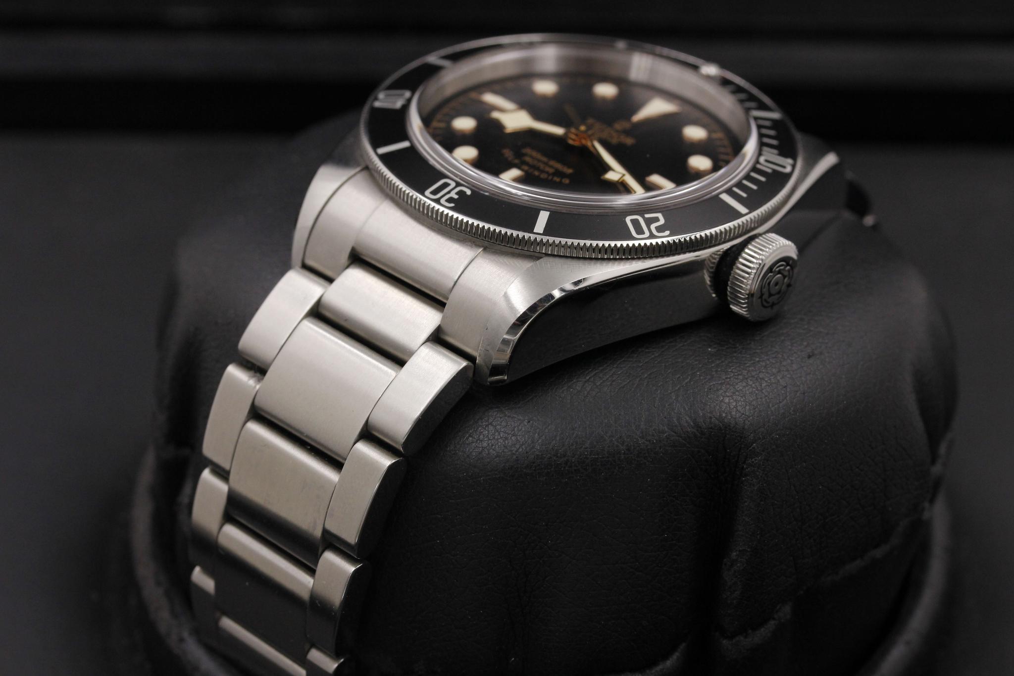 Watch Image 2