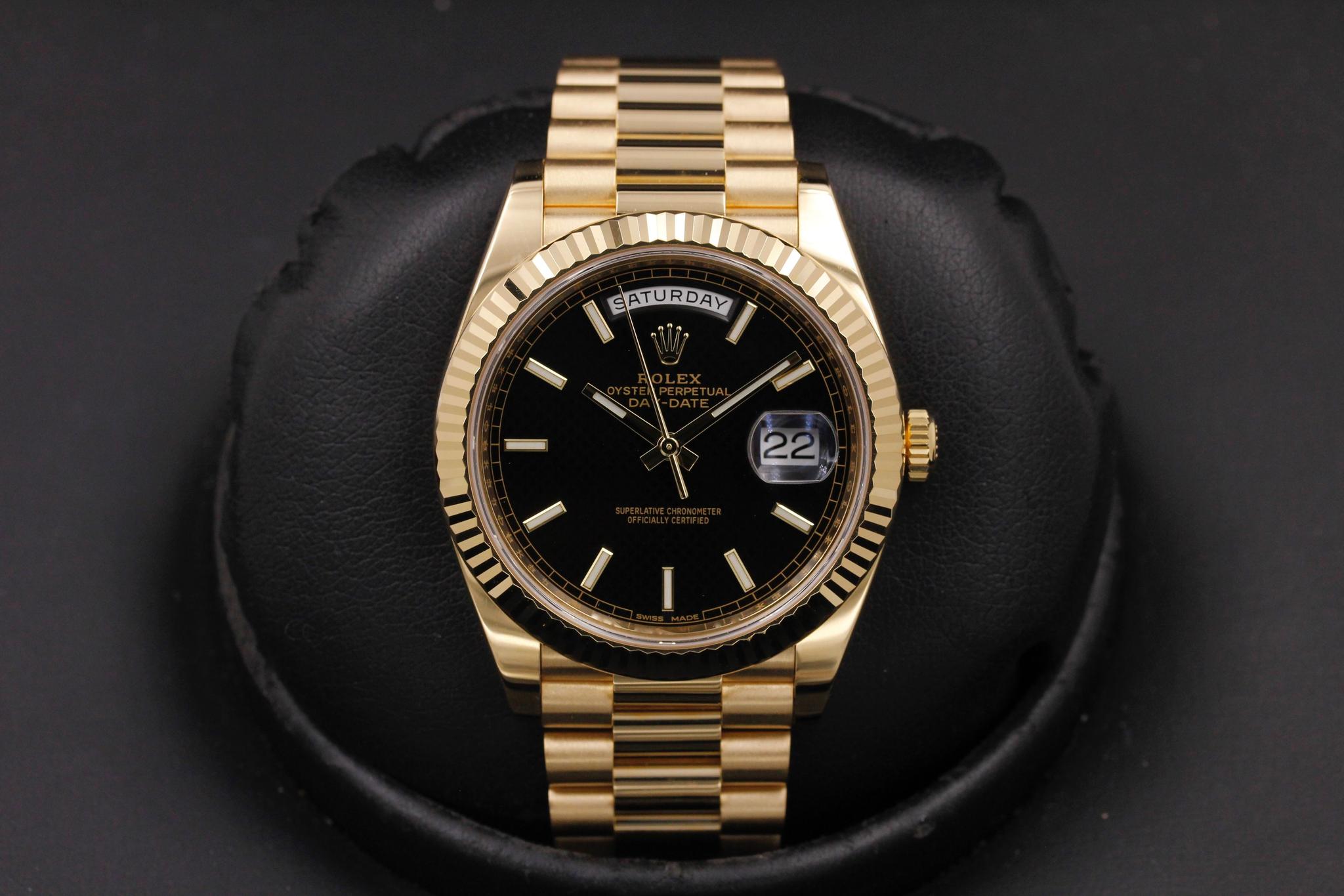 Watch Image 1