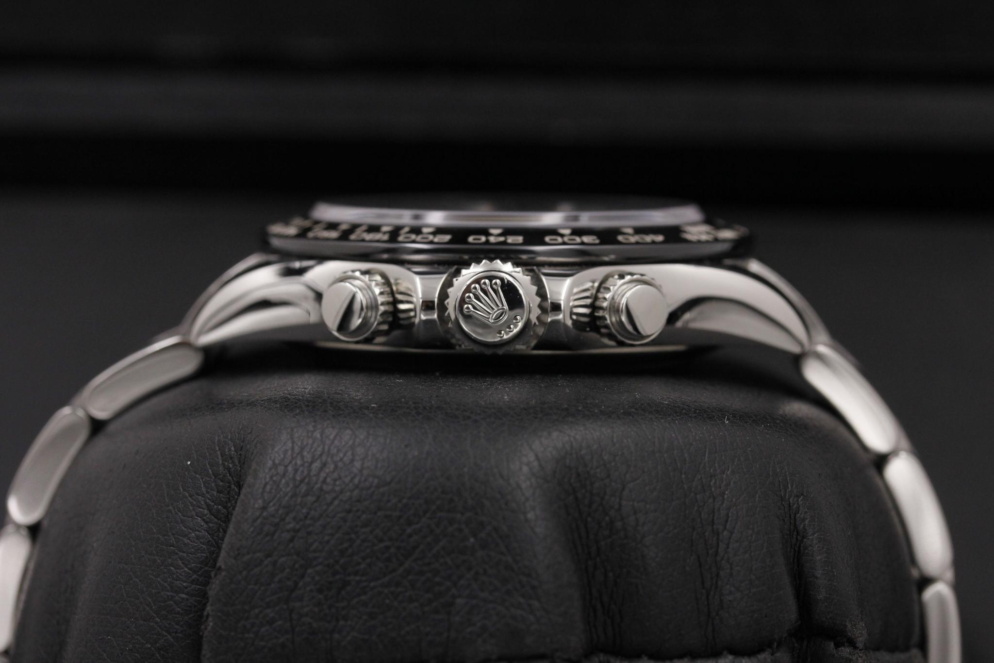 Watch Image 3