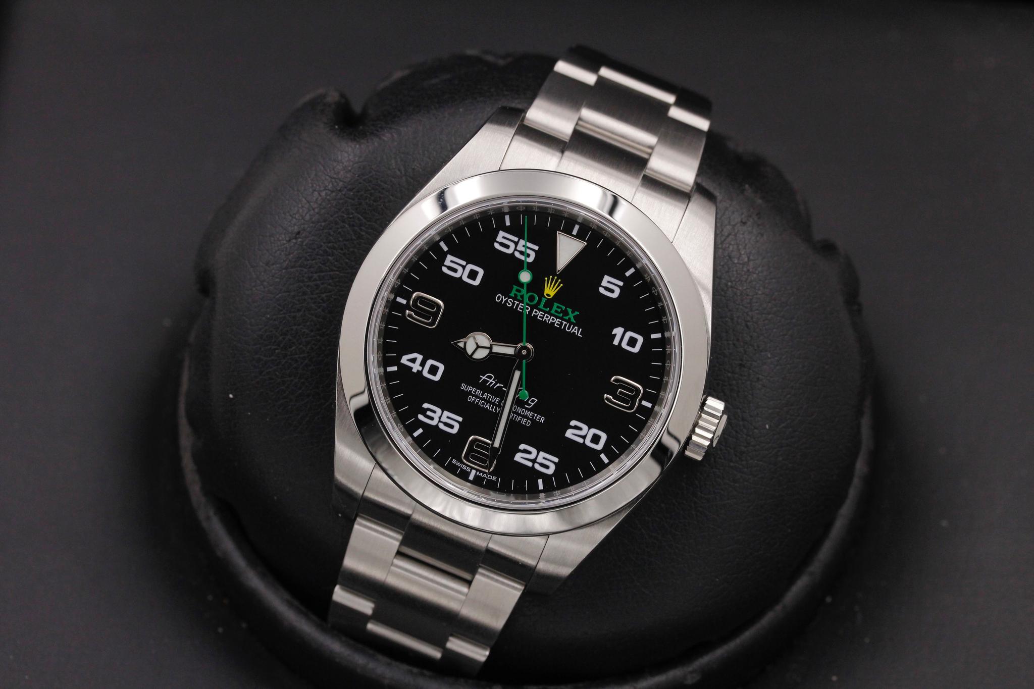 Watch Image 9