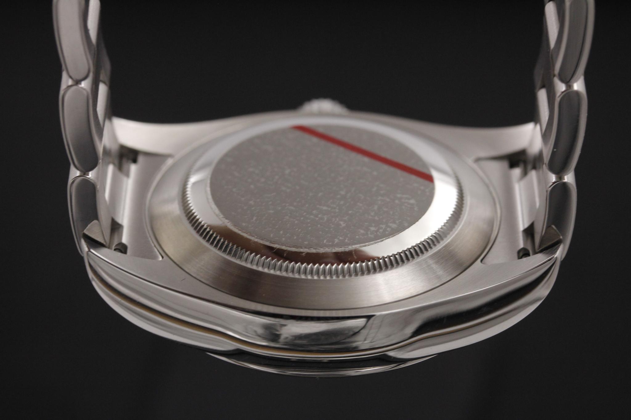 Watch Image 7