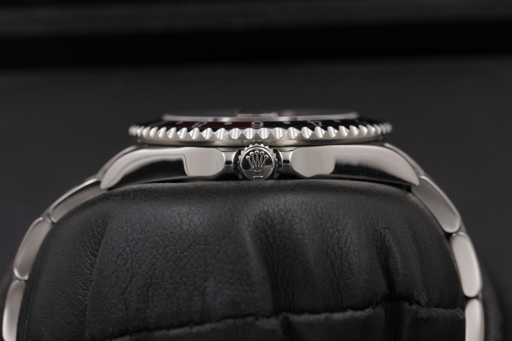 Watch Image 3