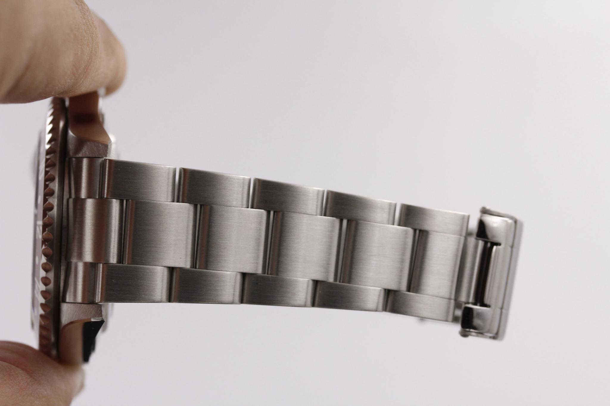 Watch Image 9