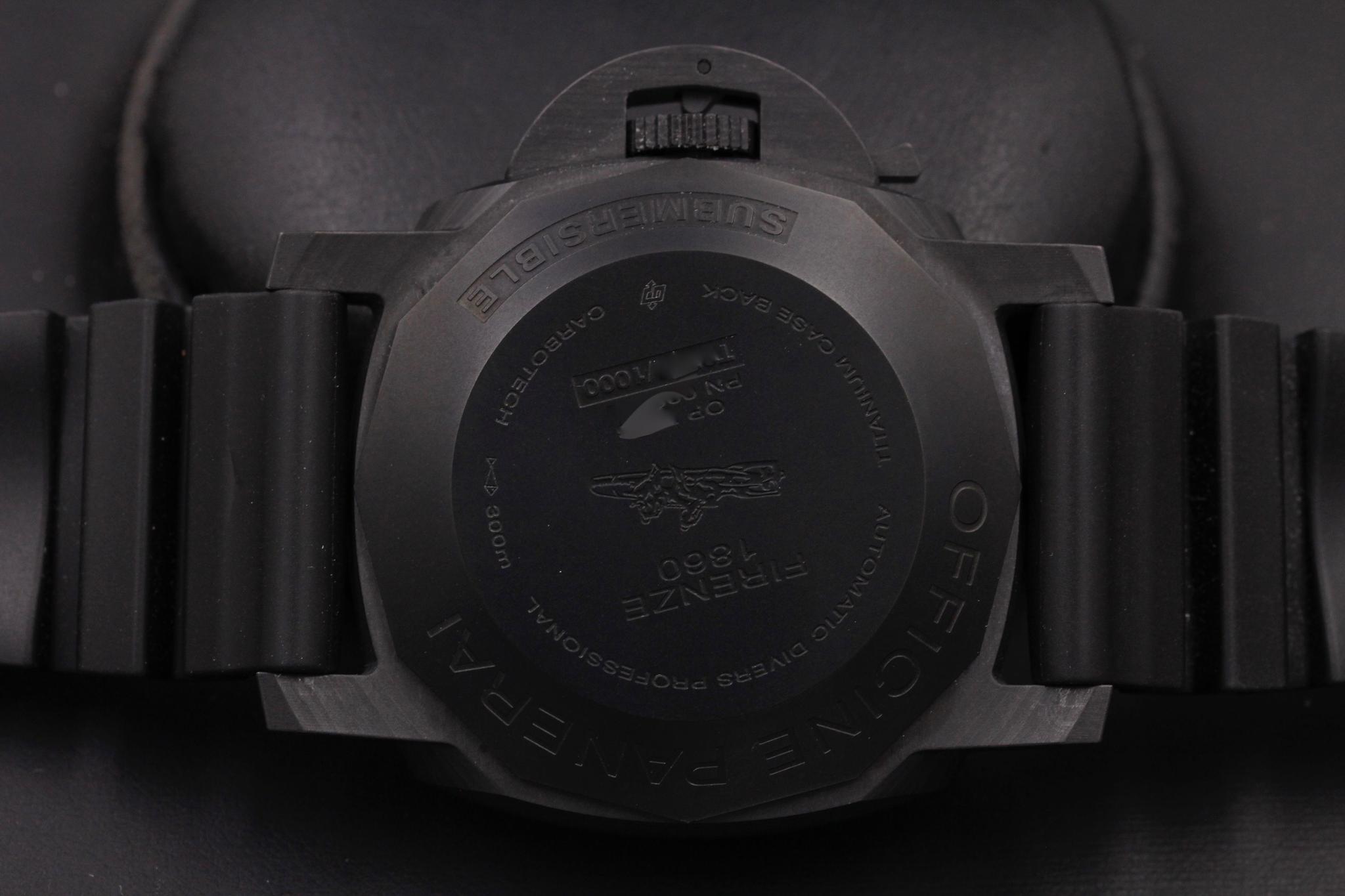 Watch Image 7