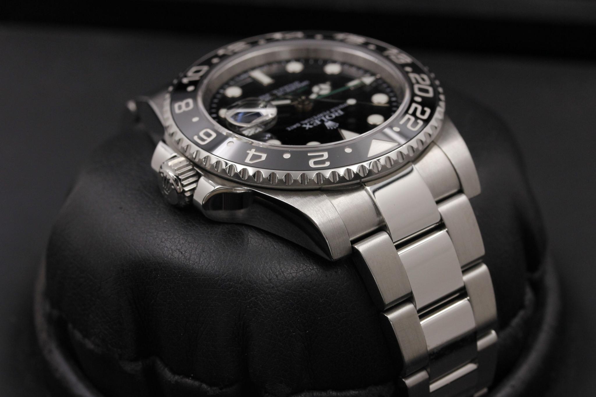 Watch Image 4