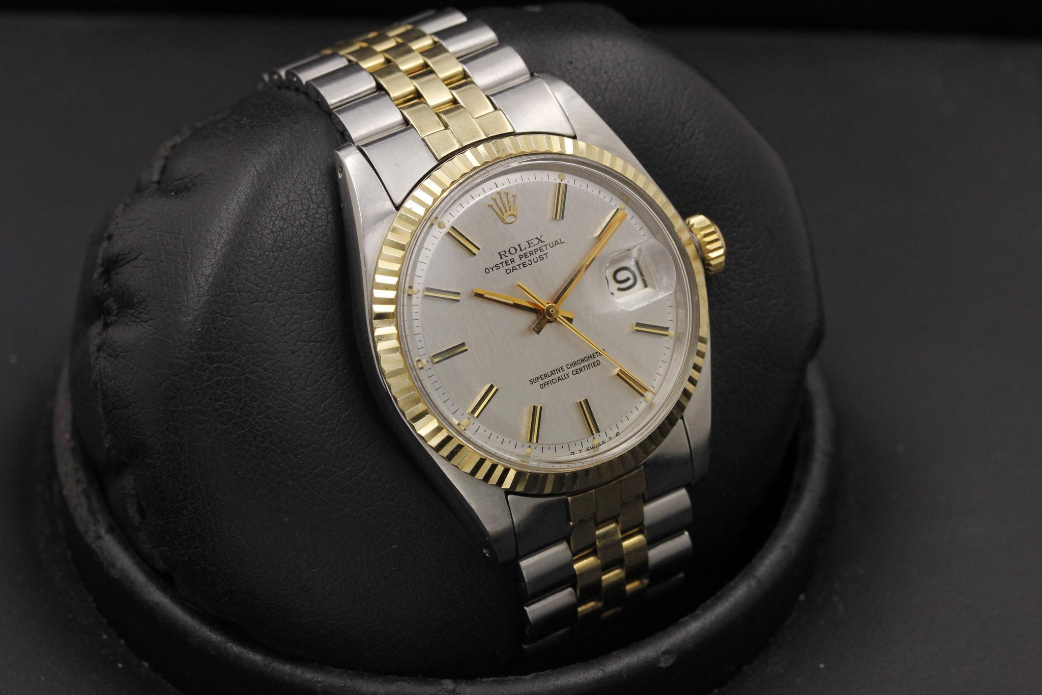 Watch Image 15
