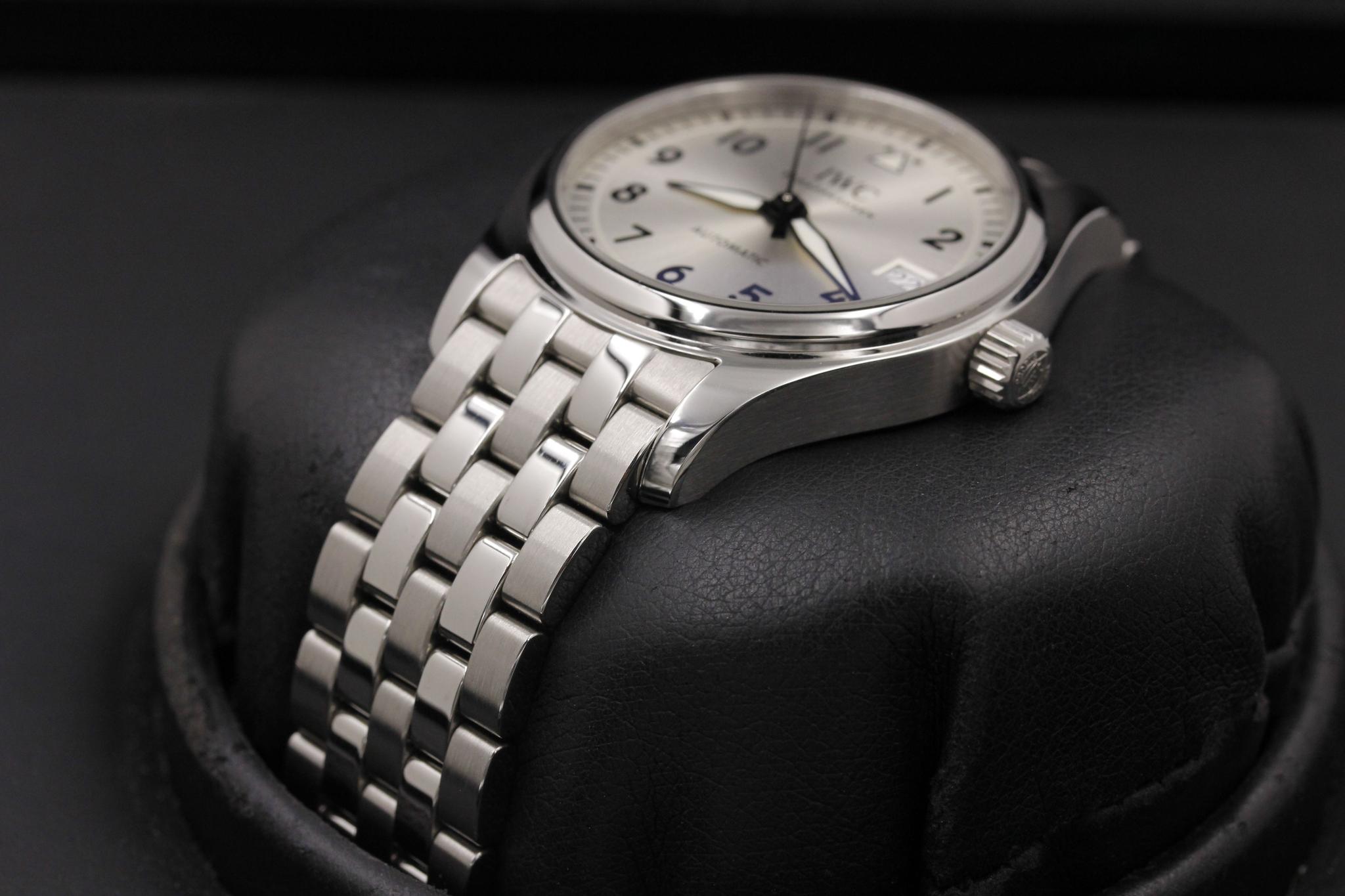 Watch Image 2