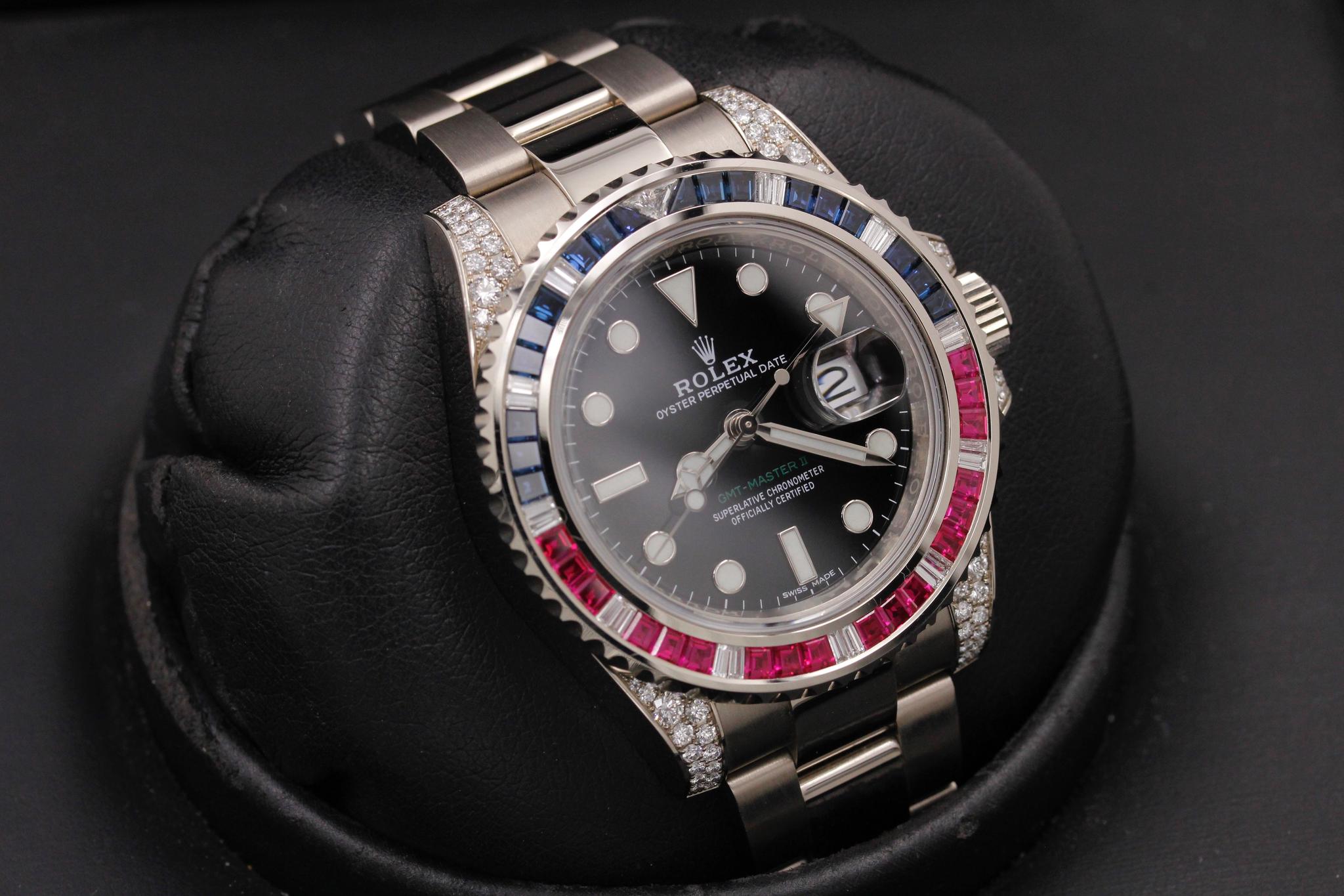 Watch Image 10