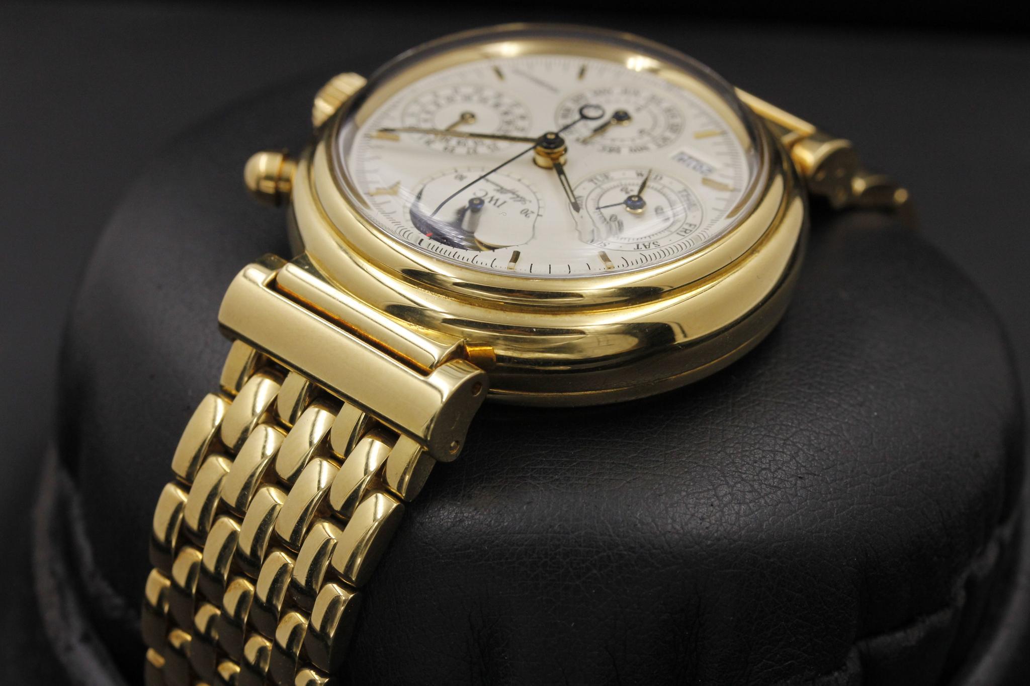 Watch Image 5