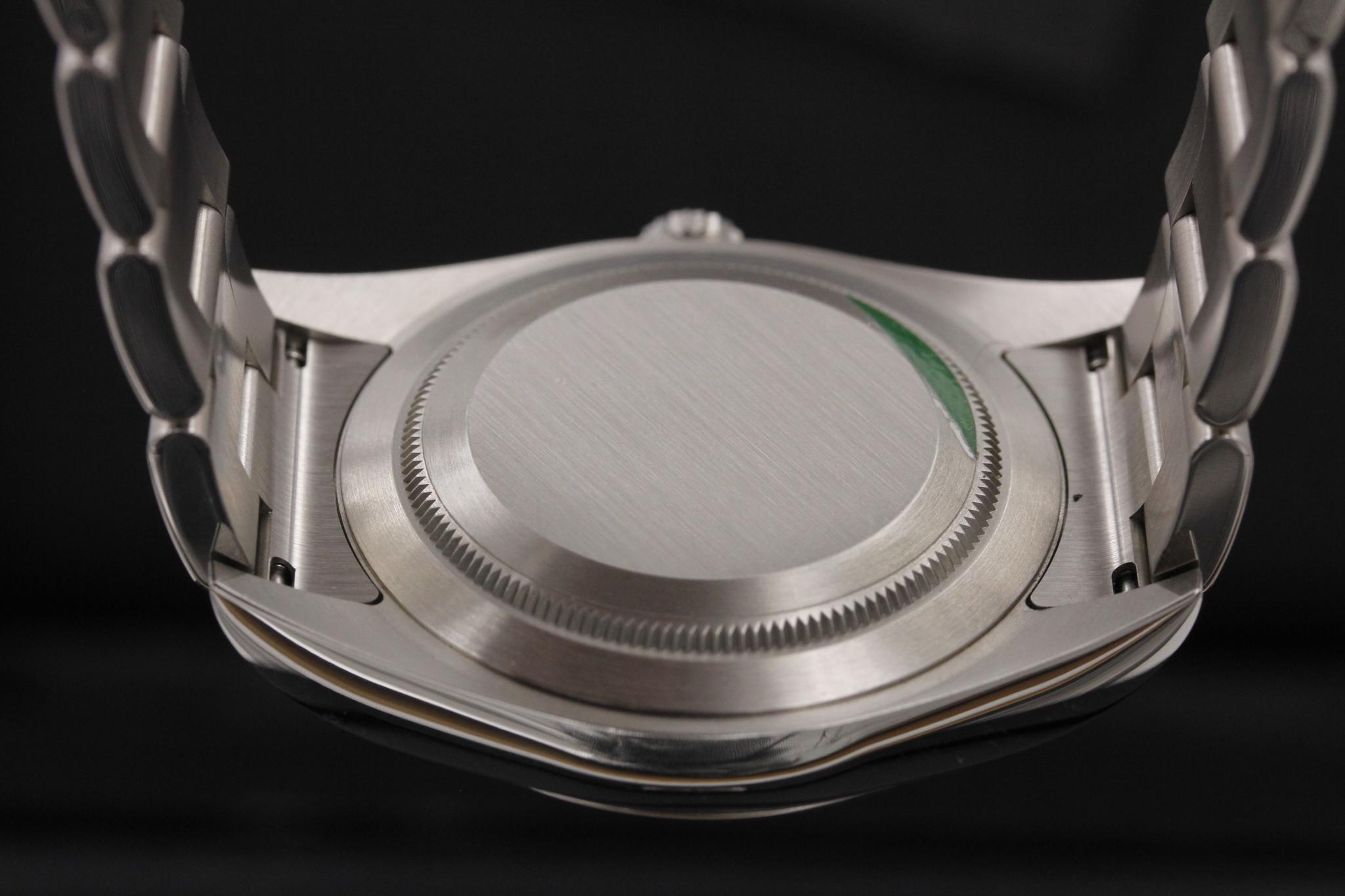 Watch Image 7