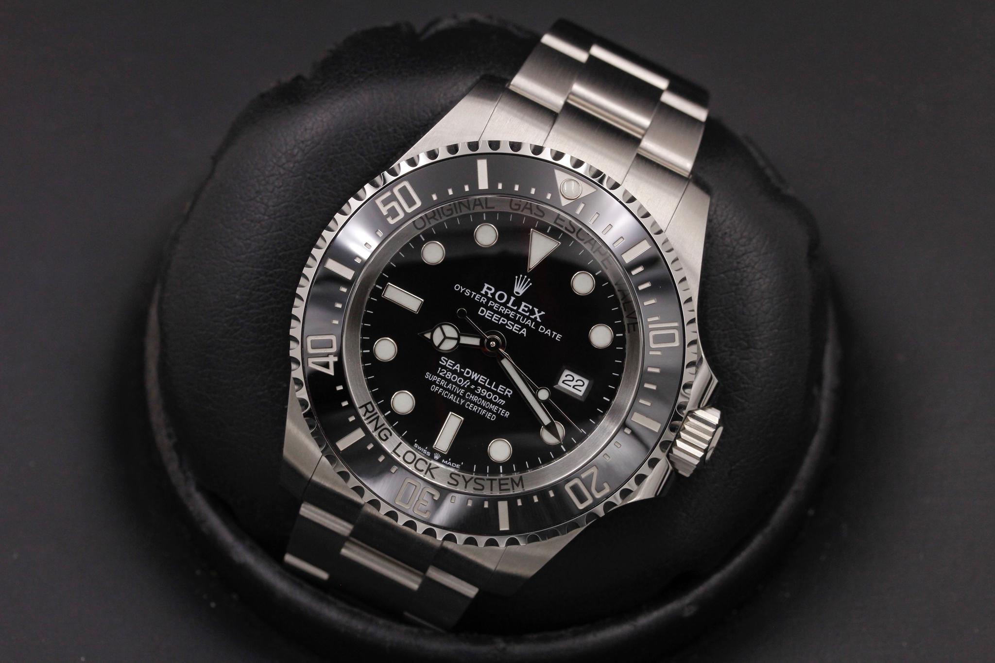 Watch Image 9