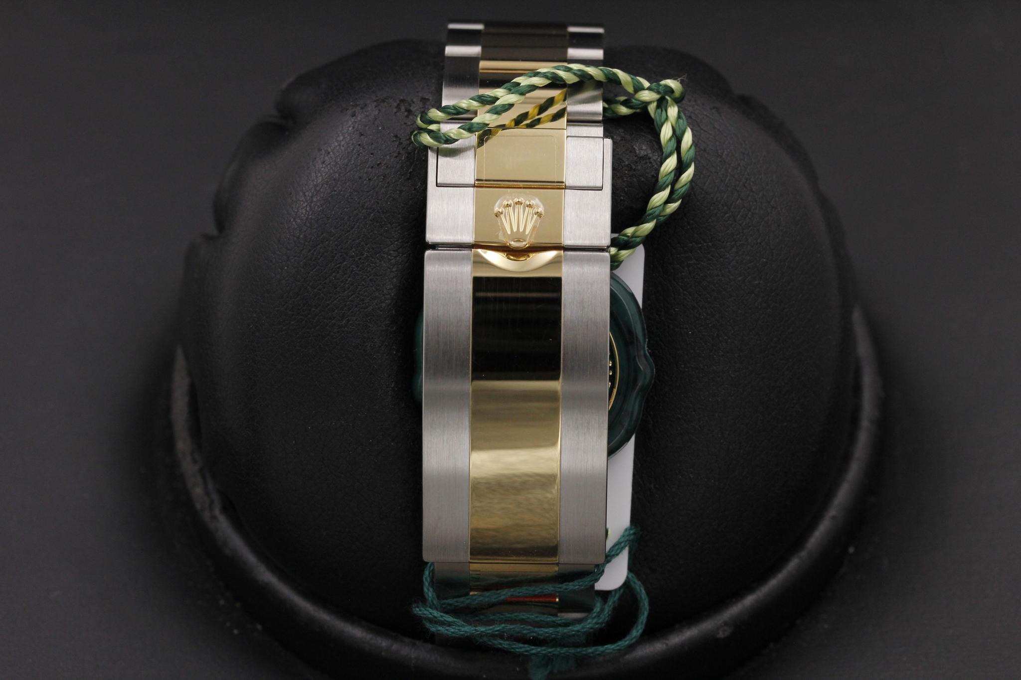 Watch Image 8
