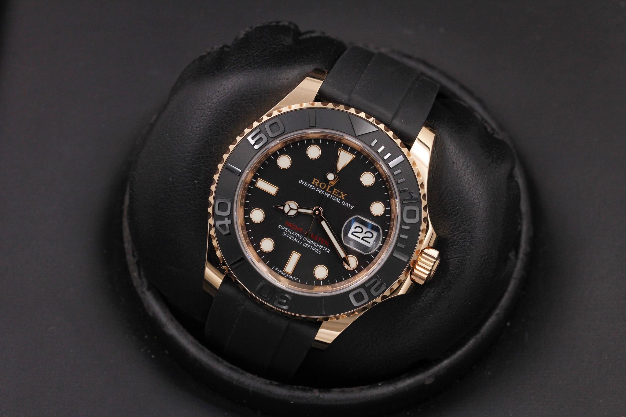 Watch Image 9